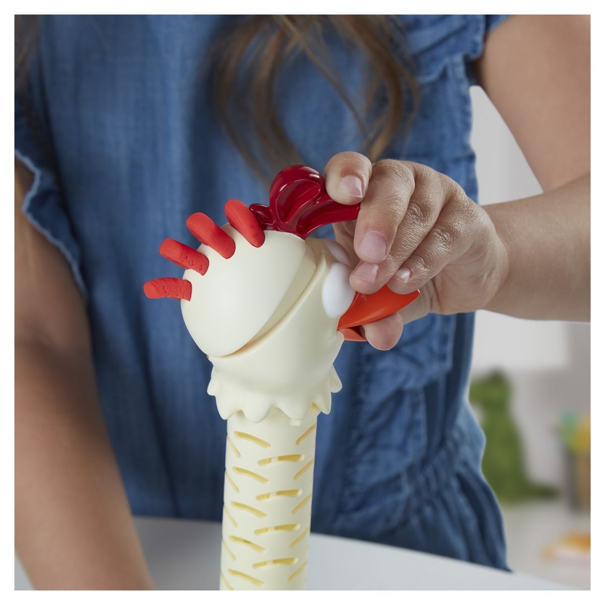 HASBRO Play-Doh Pâte à Modeler - Animal Crew Plumes en Folie