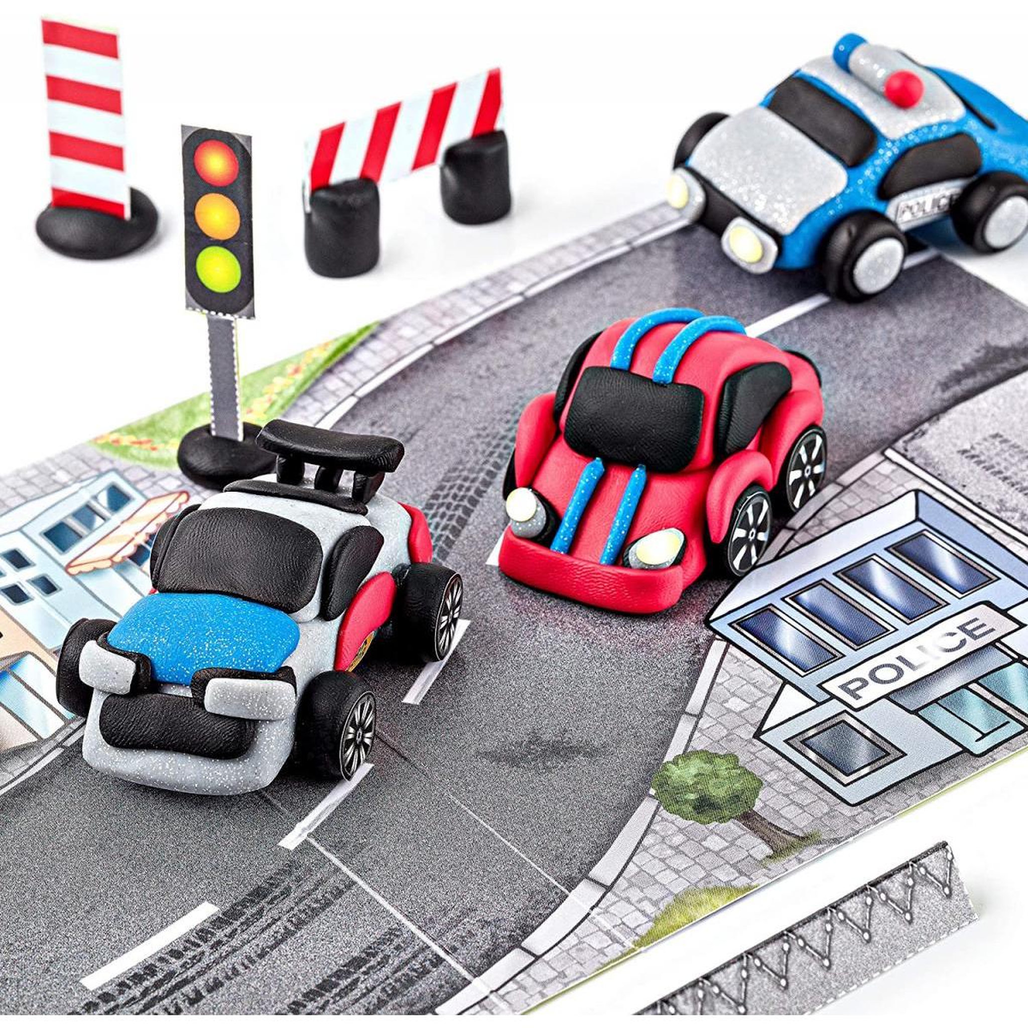 Voir la diapositive 4 : Fimo Kit  Kids Course de police
