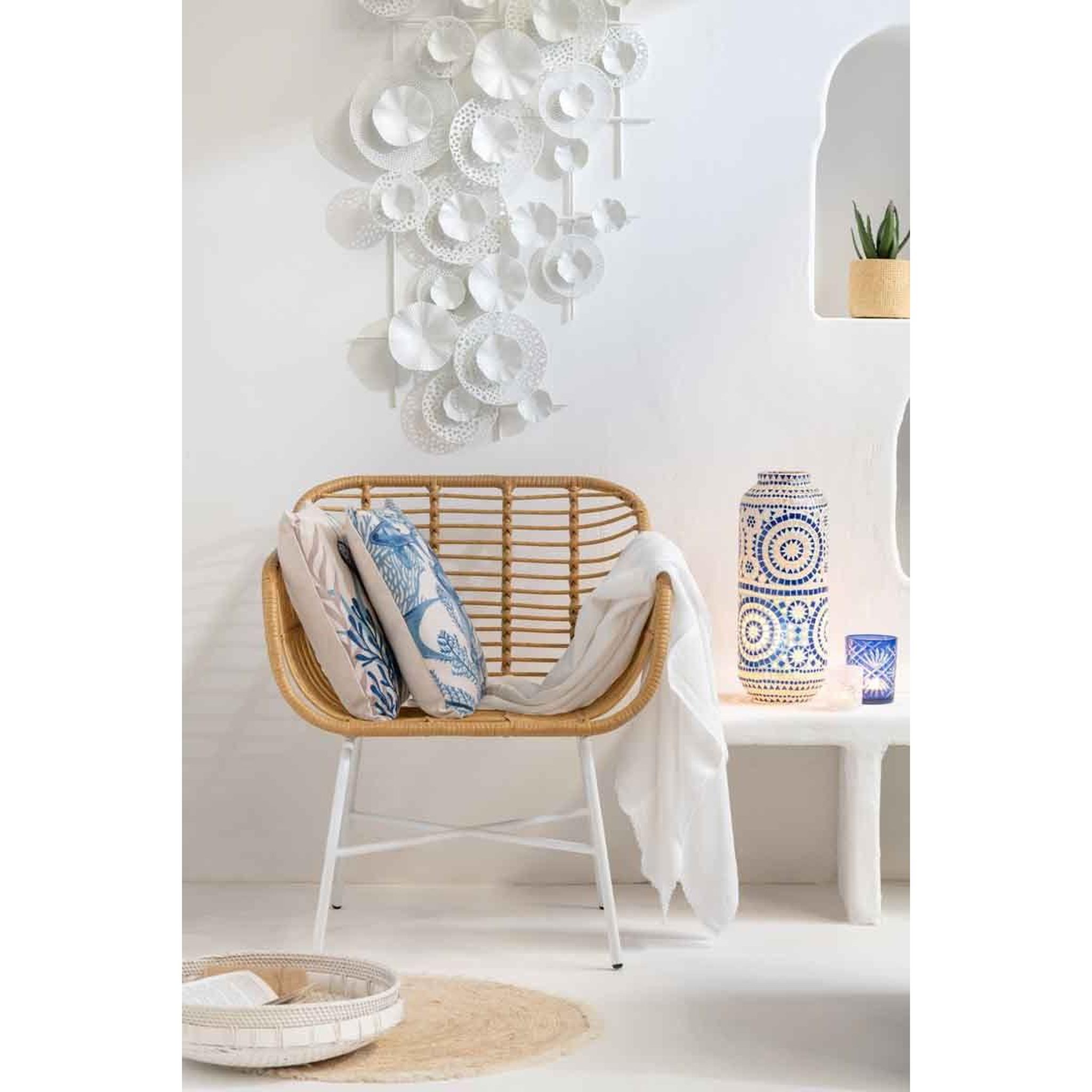 Voir la diapositive 3 : J-LINE Décoration murale  fleurs en métal  152cm blanc