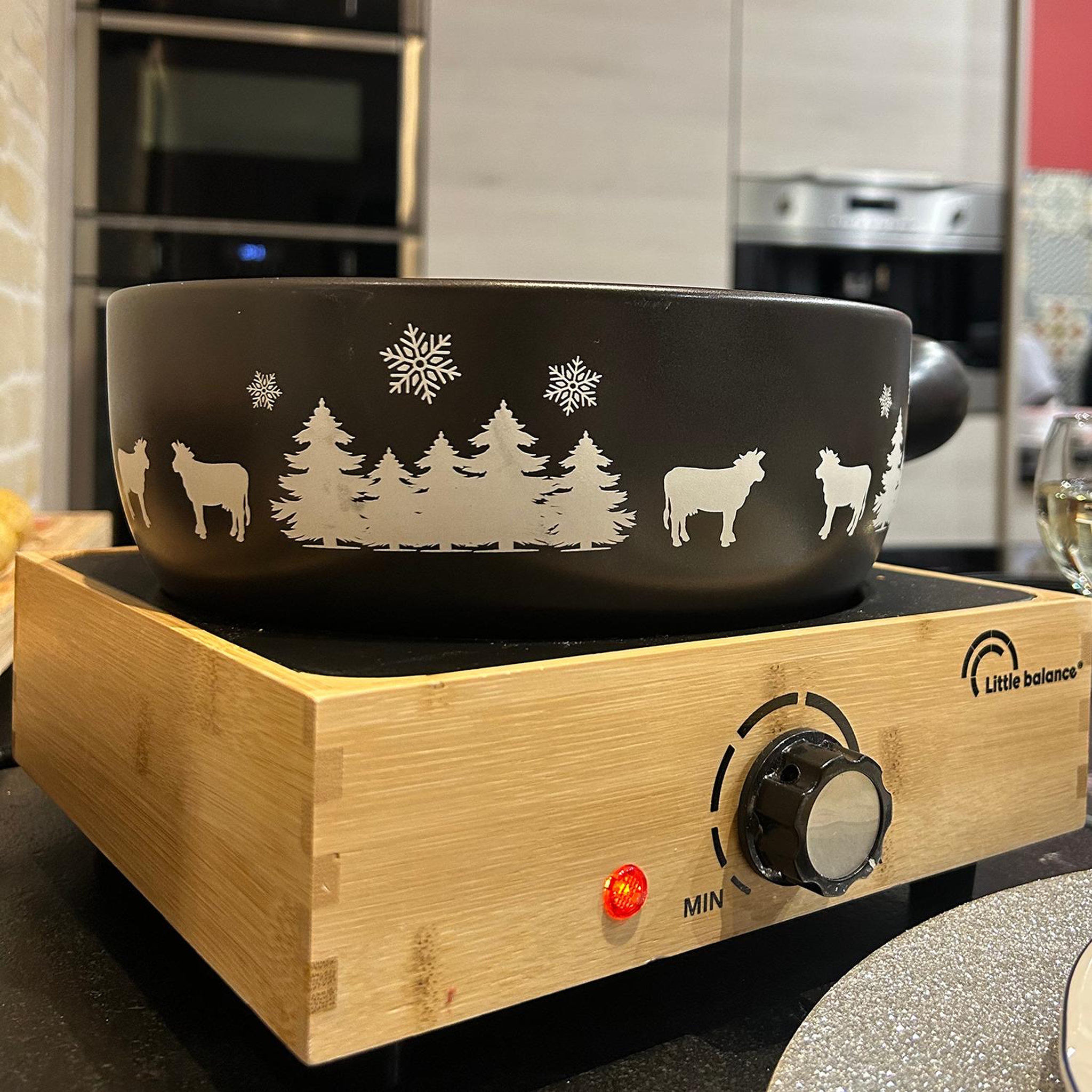 Voir la diapositive 6 : LITTLE BALANCE Service à fondue 8 personnes bois - 8966