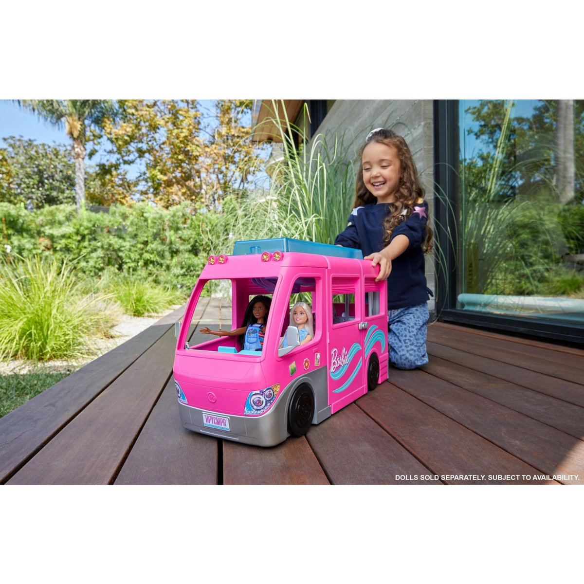 BARBIE Méga camping car de Barbie 
