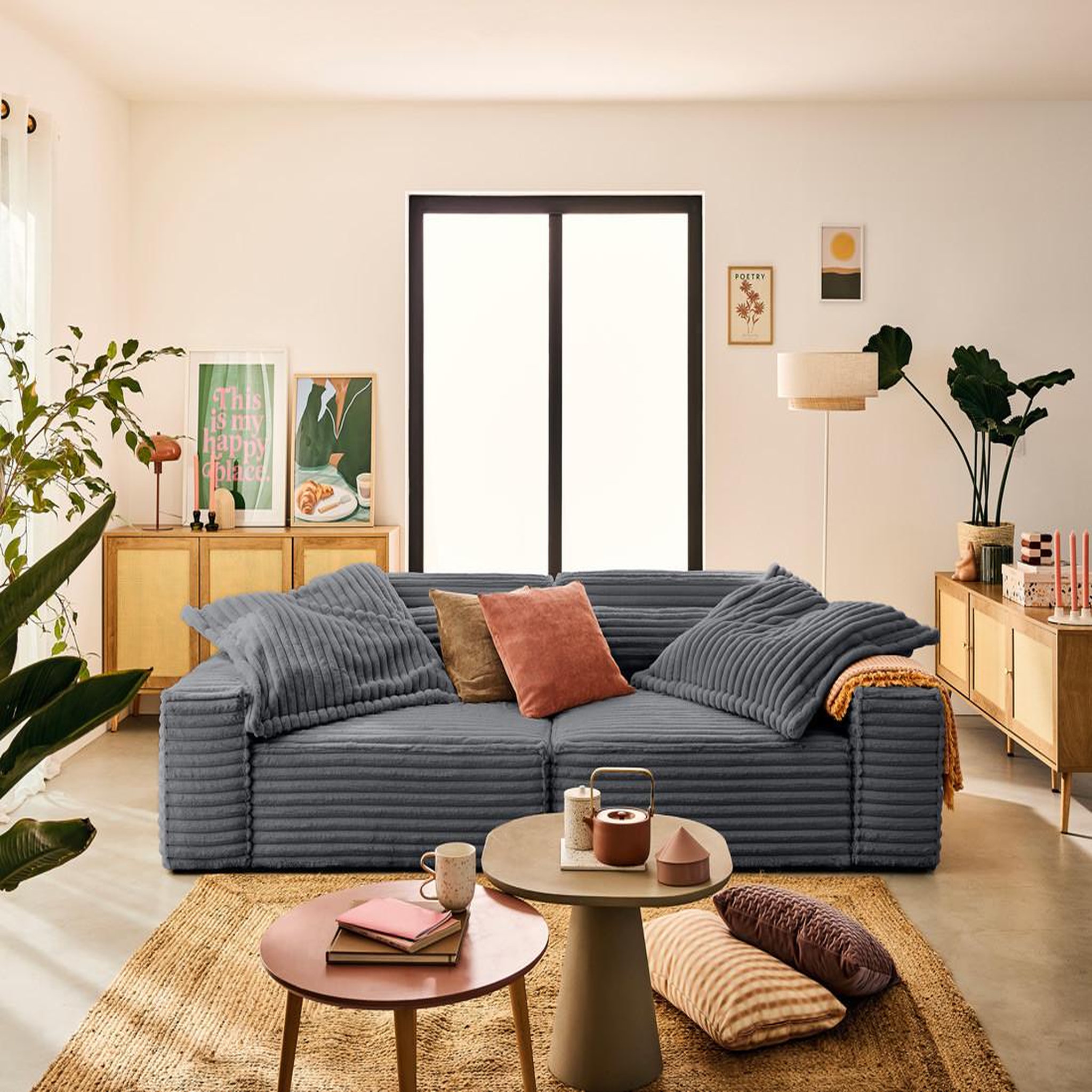 LISA DESIGN Richie - canapé droit 3 places avec double méridienne - assise profonde - en fausse fourrure côtelée. Coloris disponibles : Vert, Orange, Gris, Bleu, Beige, Marron