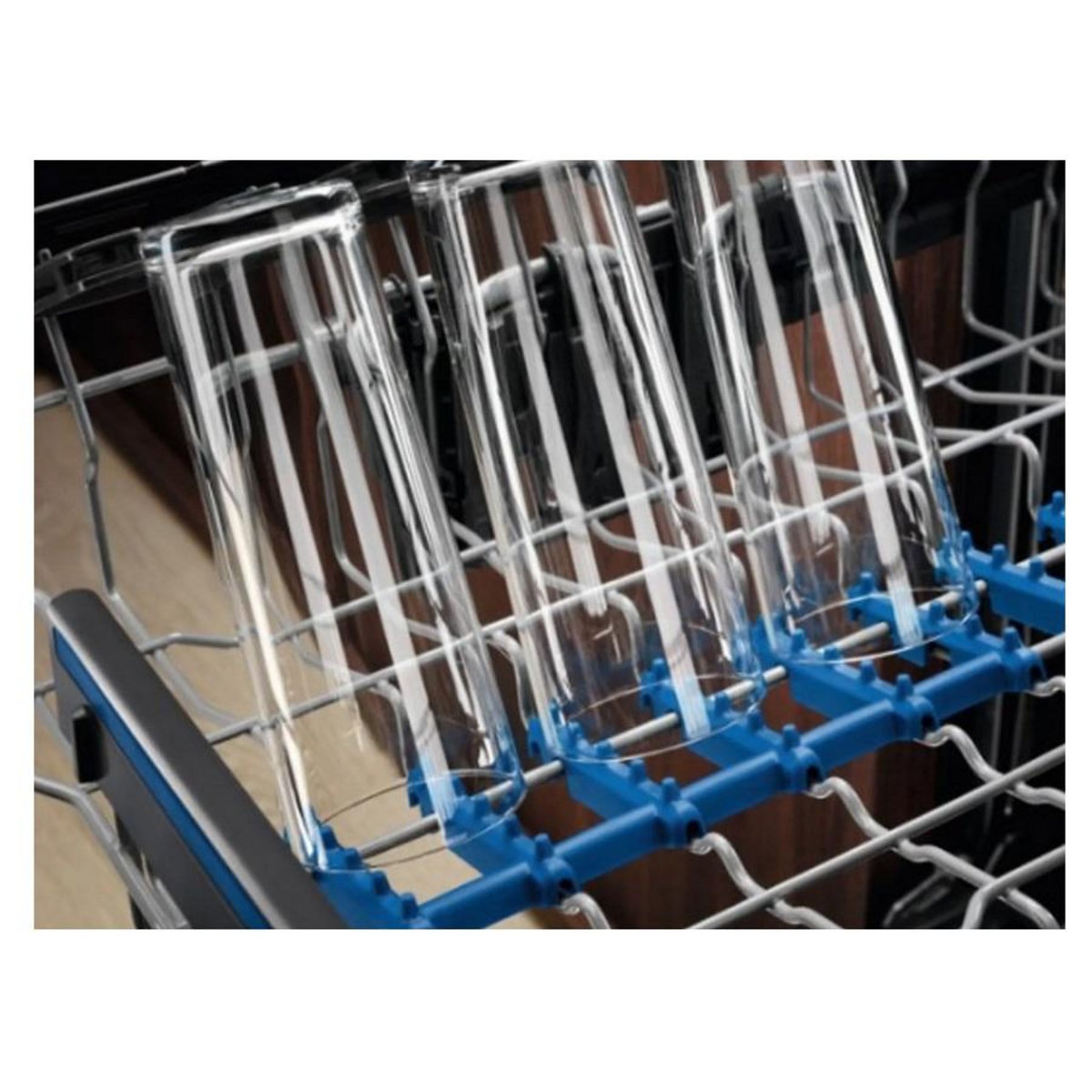 ELECTROLUX Lave-vaisselle 45cm 9 couverts 44db tout intégrable - ees42210l