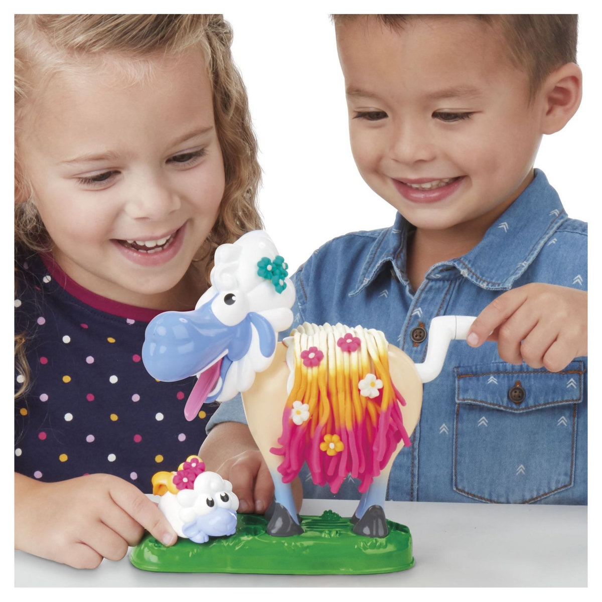 HASBRO Play-Doh Sherrie Brebis ébouriffée