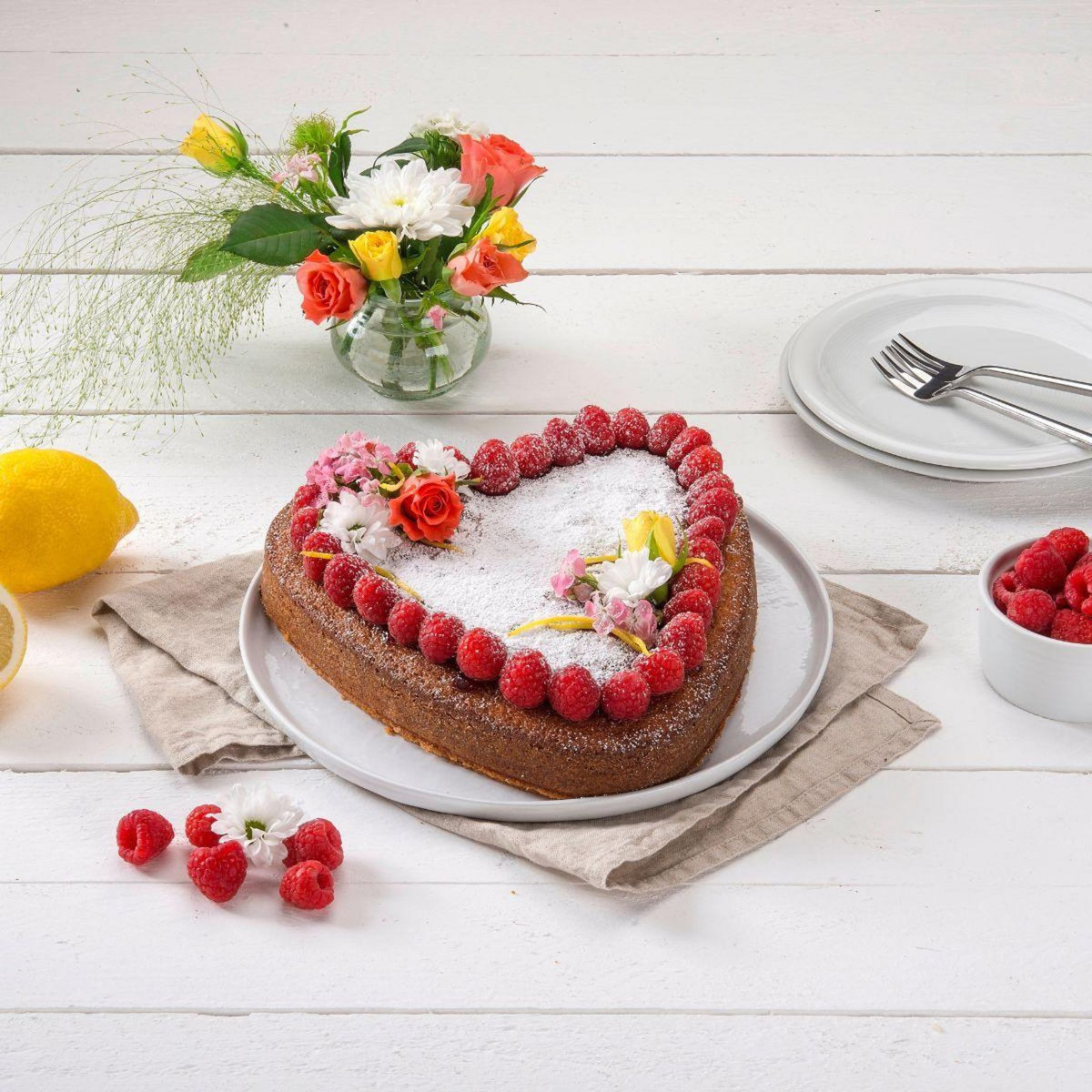 DR.OETKER Moule coeur à charnière 25 x 25 cm Dr. Oetker Back-Freude