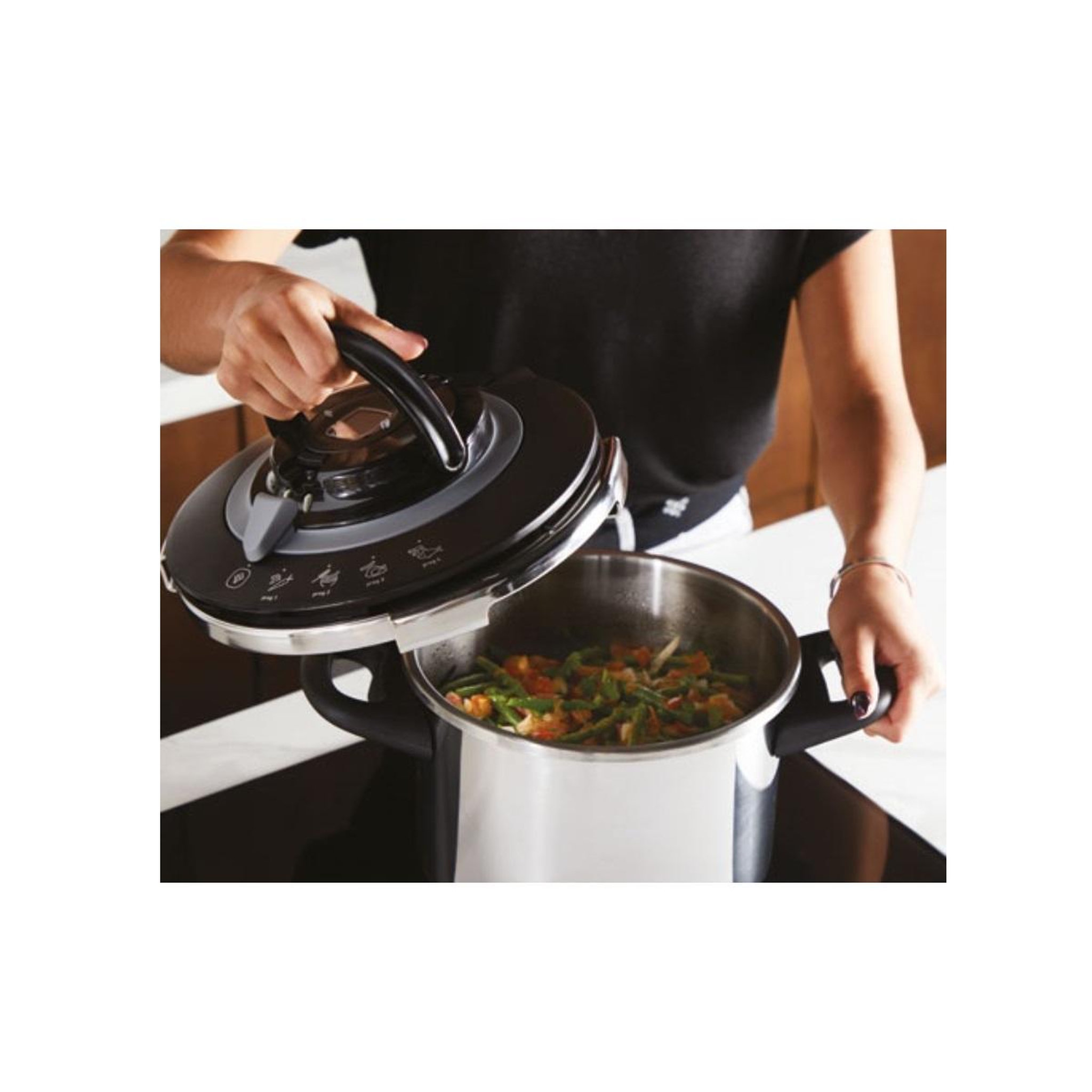 Voir la diapositive 3 : SEB Autocuiseur inox 4.5l - p4550600