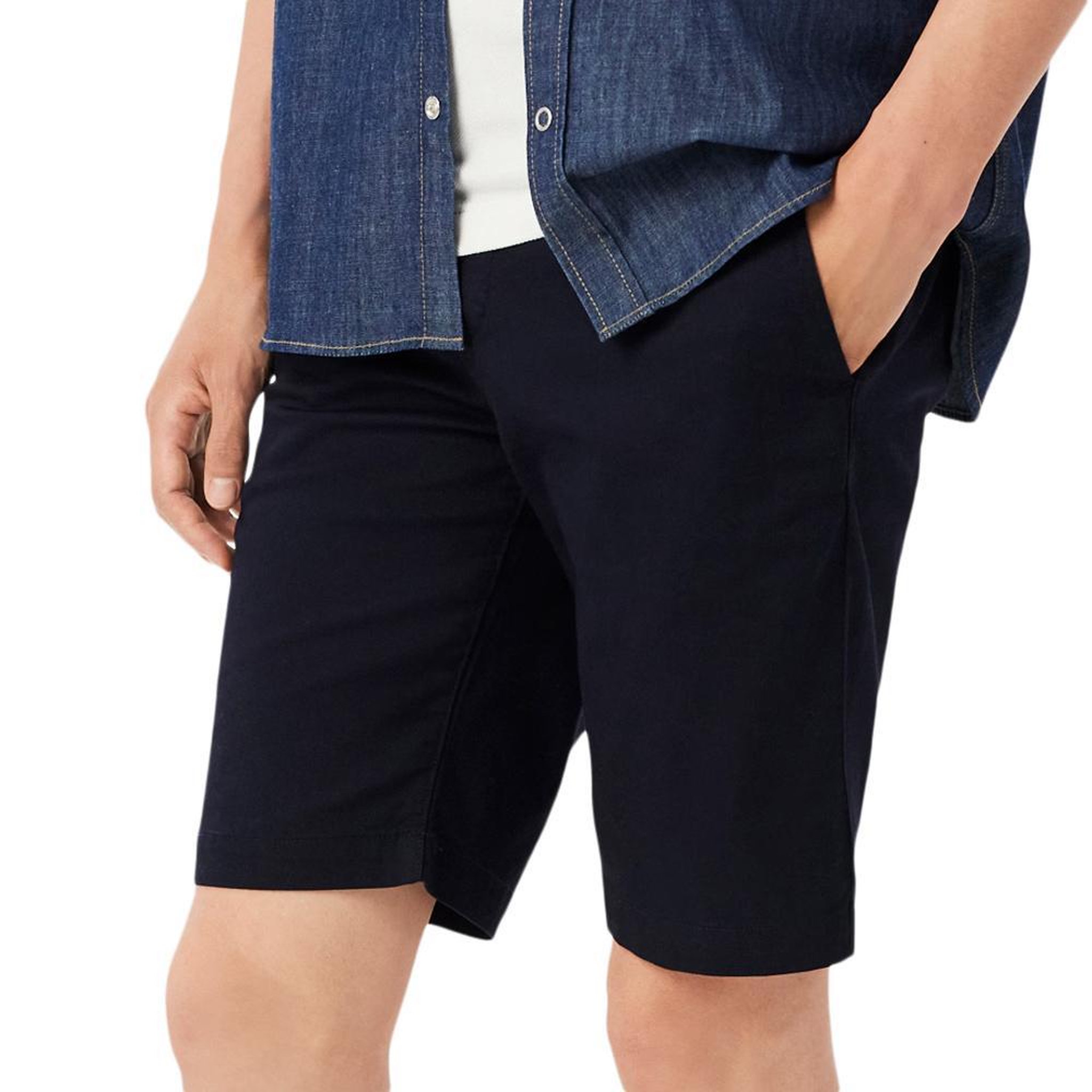 Lacoste Short  Homme Lacoste Slim Strech. Coloris disponibles : Bleu