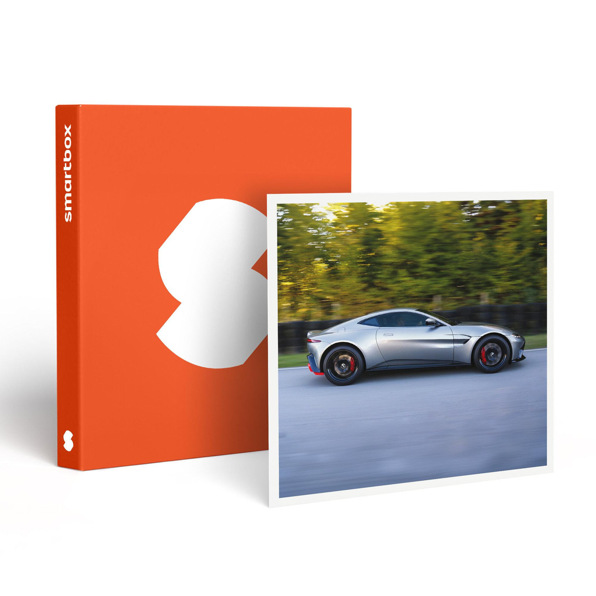 Smartbox Stage de pilotage : 2 tours sur le circuit de haute saintonge en aston-martin vantage - coffret cadeau sport & aventure