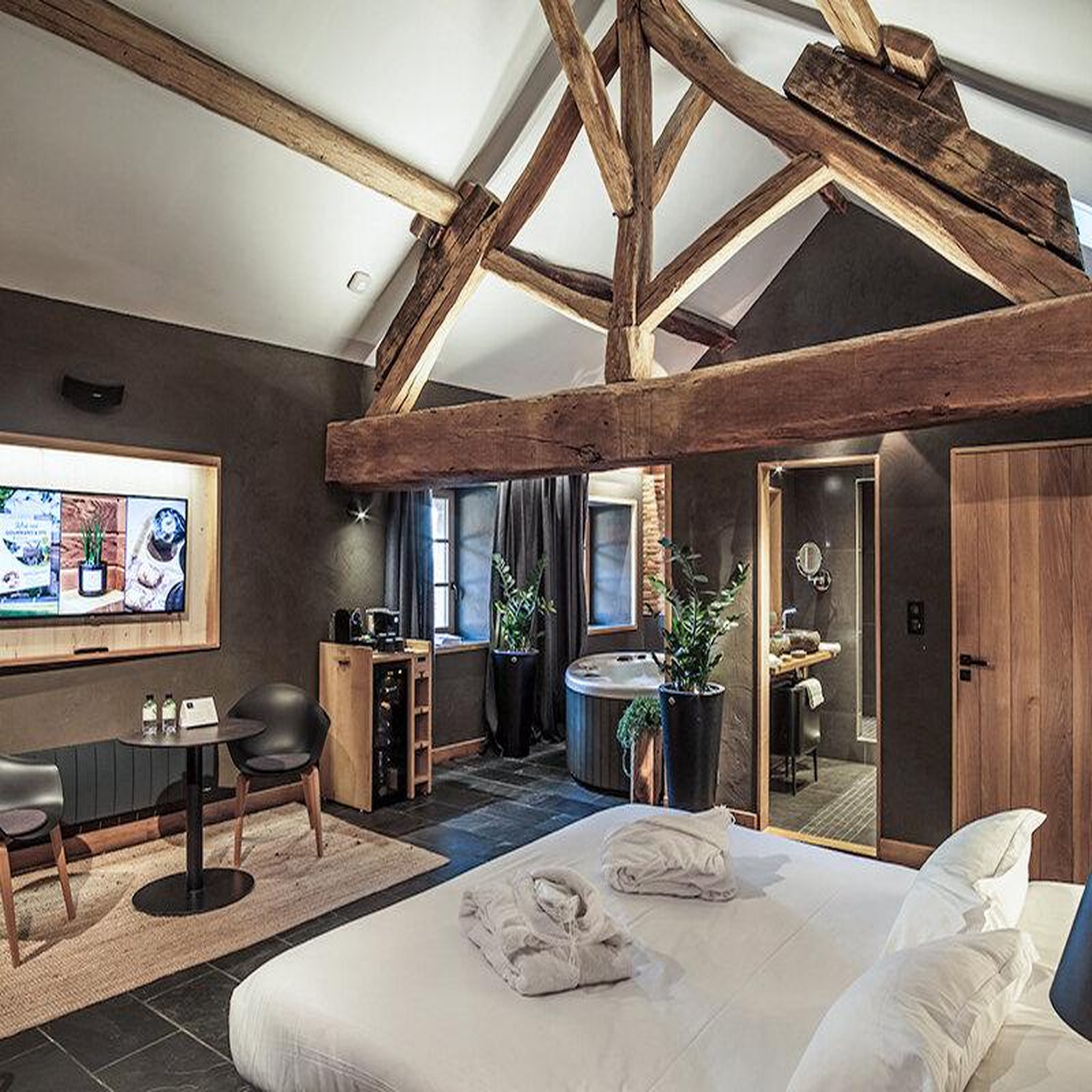Voir la diapositive 2 : Smartbox 2 jours détente et luxe en pleine nature en bourgogne - coffret cadeau séjour