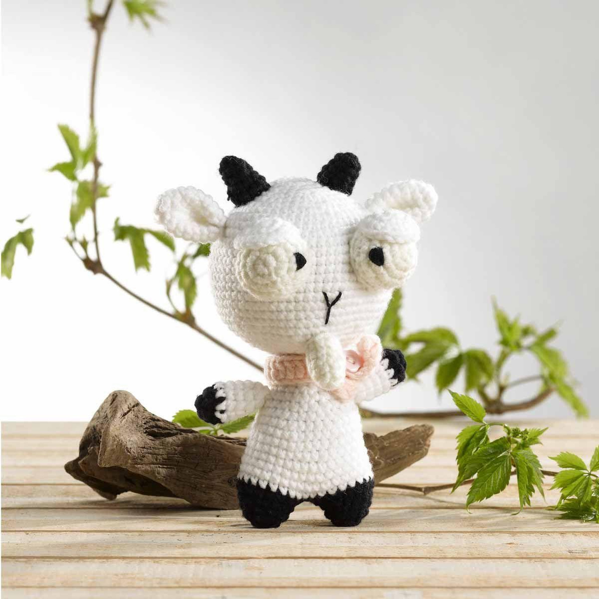 Voir la diapositive 3 : HOMEA Kit Complet Amigurumi  Blanchette la Biquette  17cm Blanc