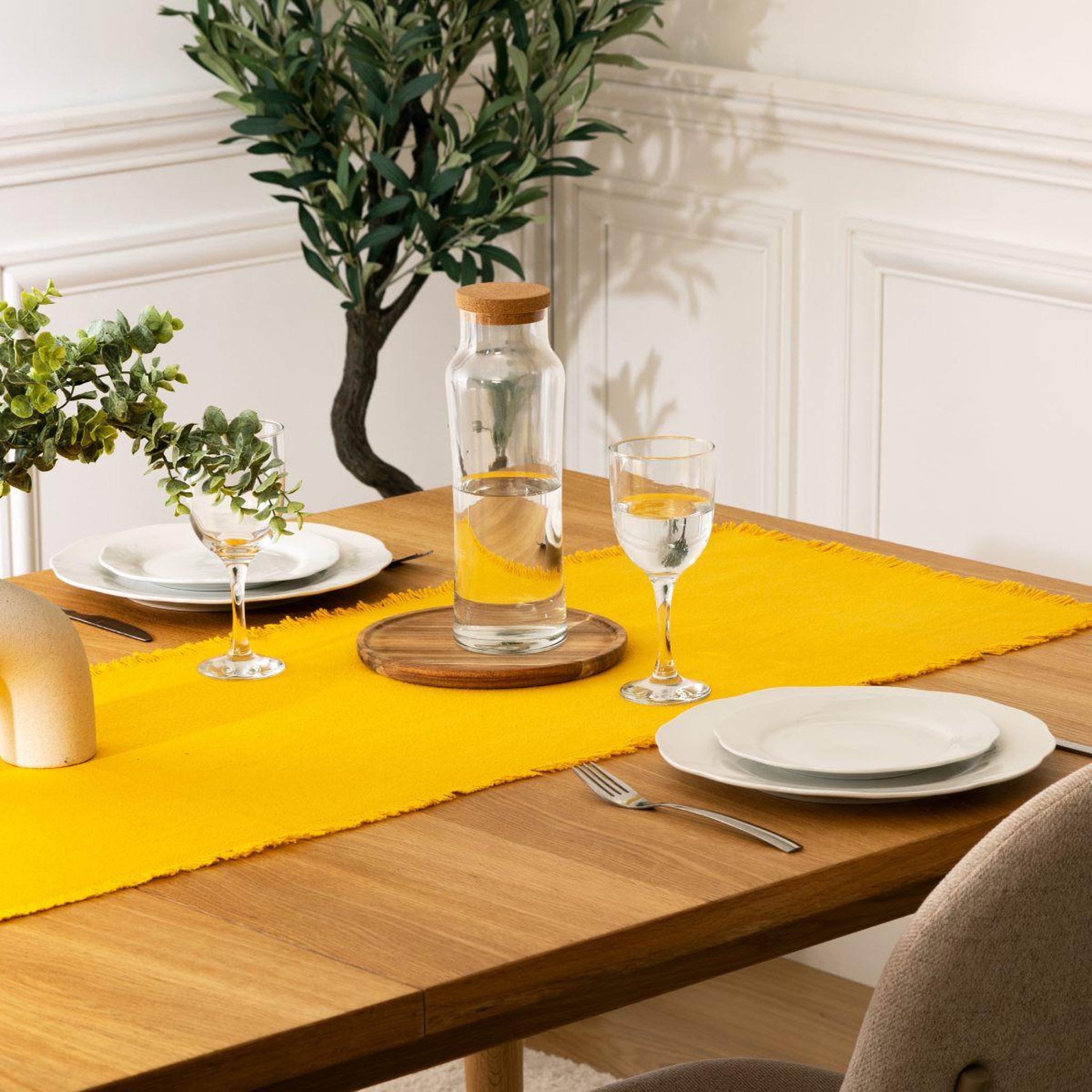 Voir la diapositive 3 : SECRET DE GOURMET Chemin de table  maha  38x140cm jaune