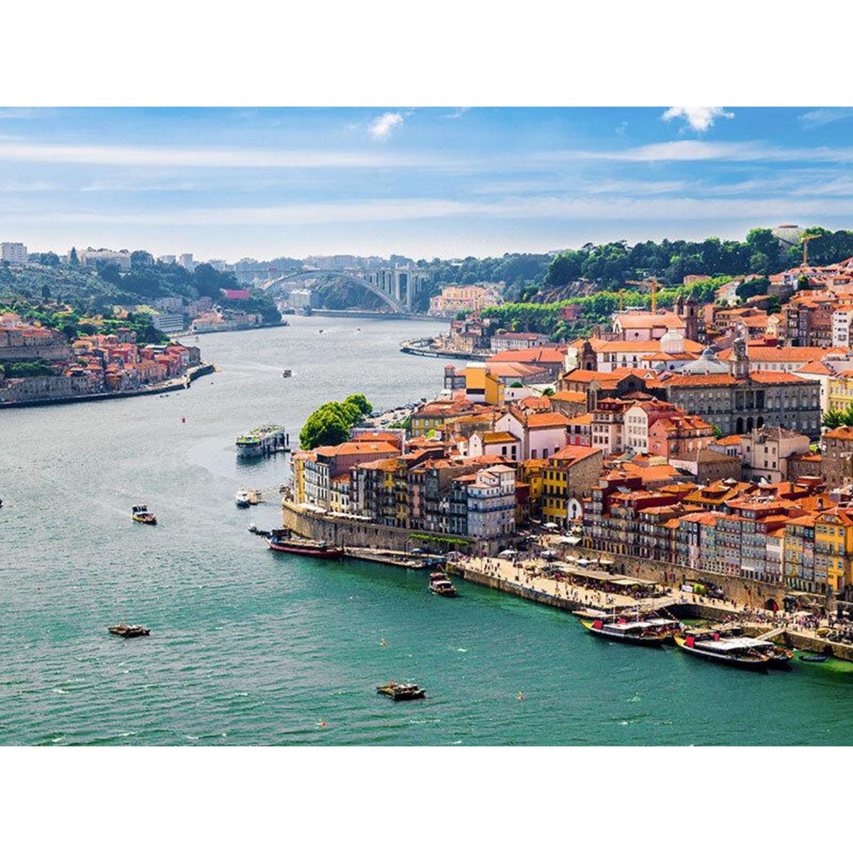 Smartbox Voyage en Europe : Pass Interrail Global Continu 7 jours avec nuit en hôtel - Coffret Cadeau Multi-thèmes