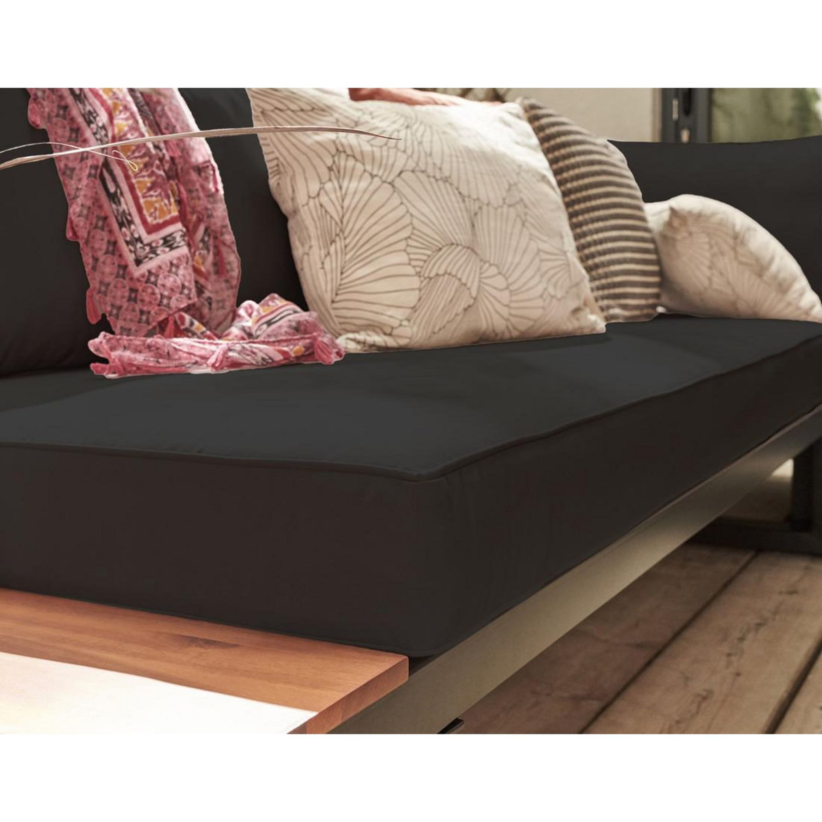 BEST MOBILIER Salome - salon bas de jardin 5 places + table - modulable - bois, métal et coussins noirs