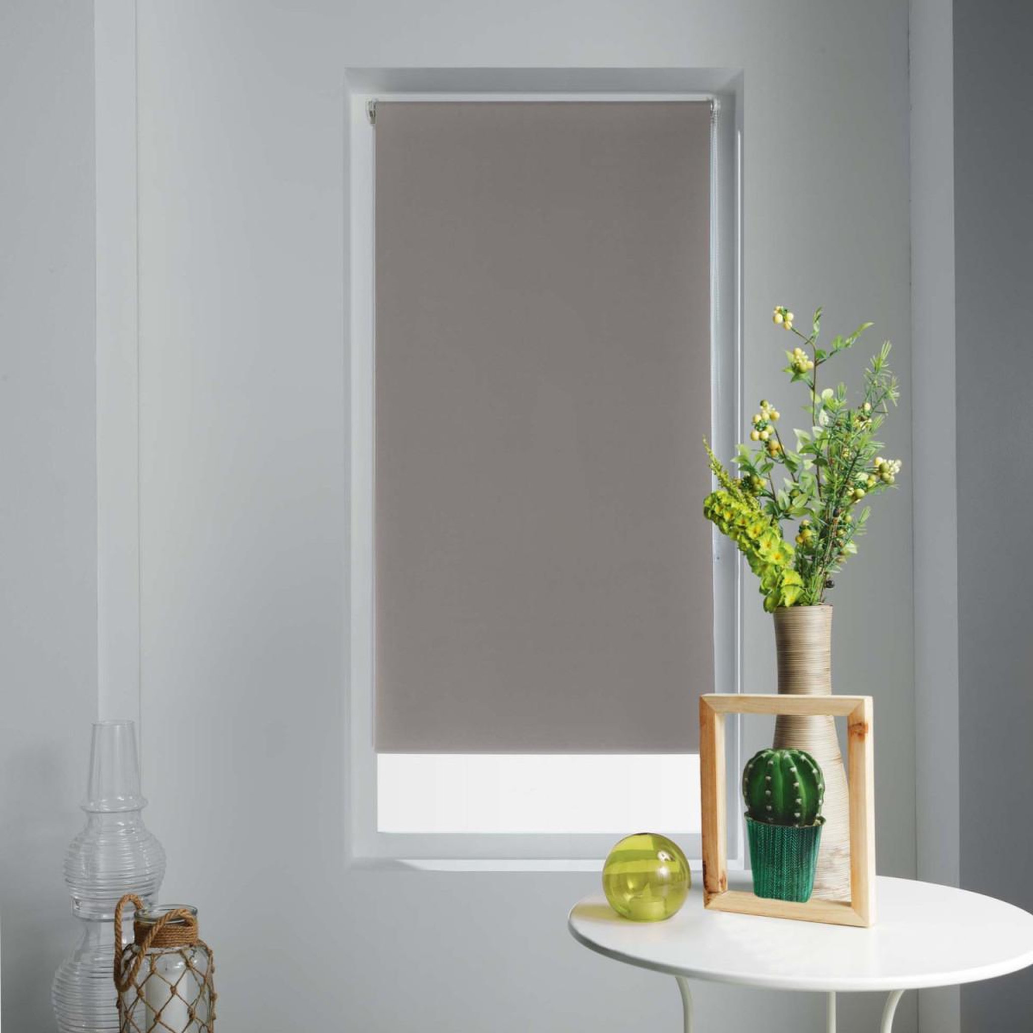 Voir la diapositive 1 : Douceur d'Intérieur Store enrouleur occultant  occult  45x180cm taupe