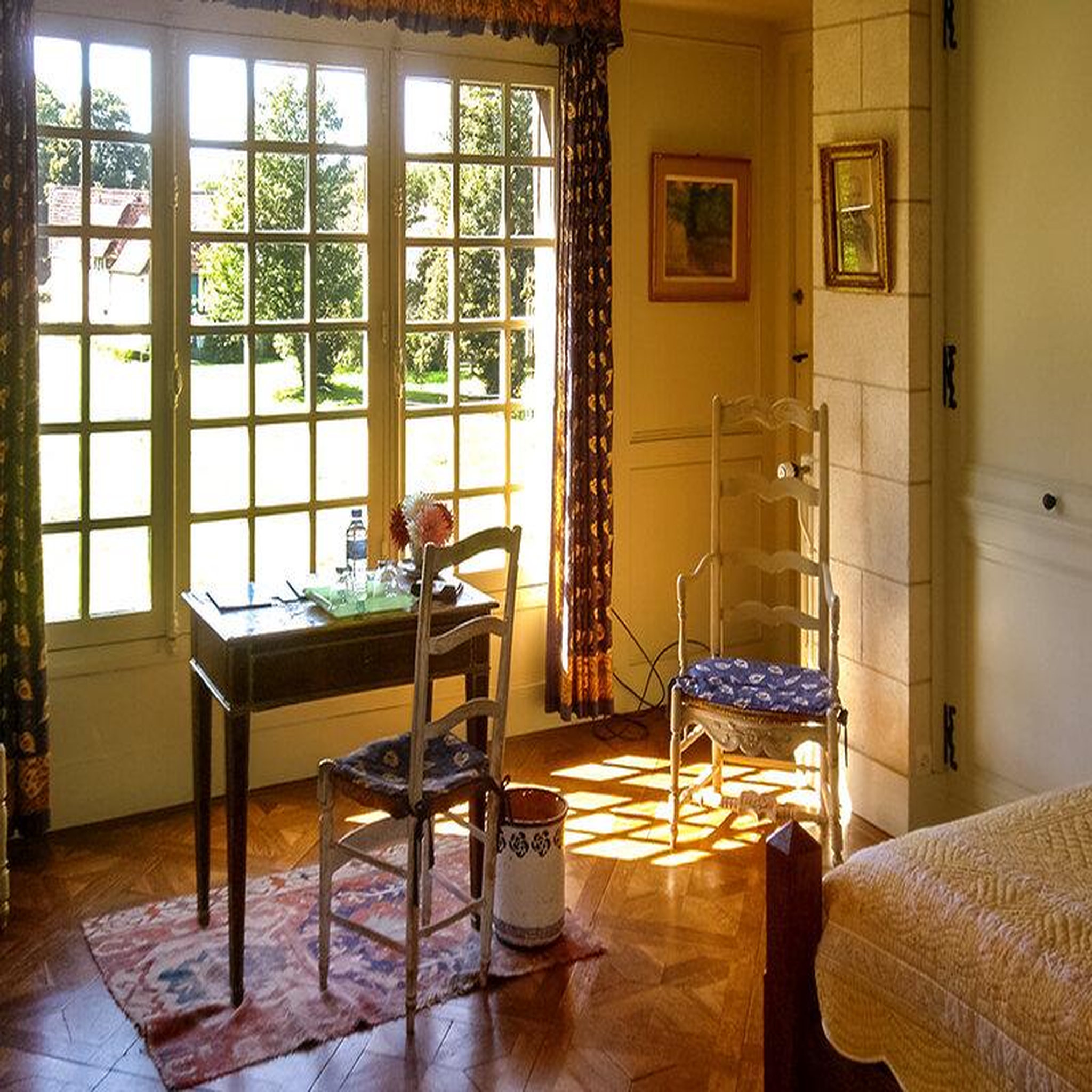 Voir la diapositive 4 : Smartbox 3 jours en suite dans un superbe manoir aux portes de paris - coffret cadeau séjour