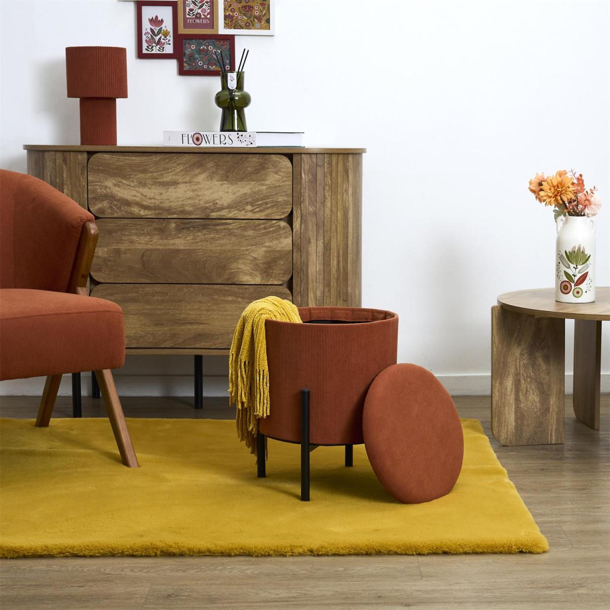Voir la diapositive 6 : The Home Deco Factory Pouf de Rangement Côtelé  Jules  41cm Terracotta