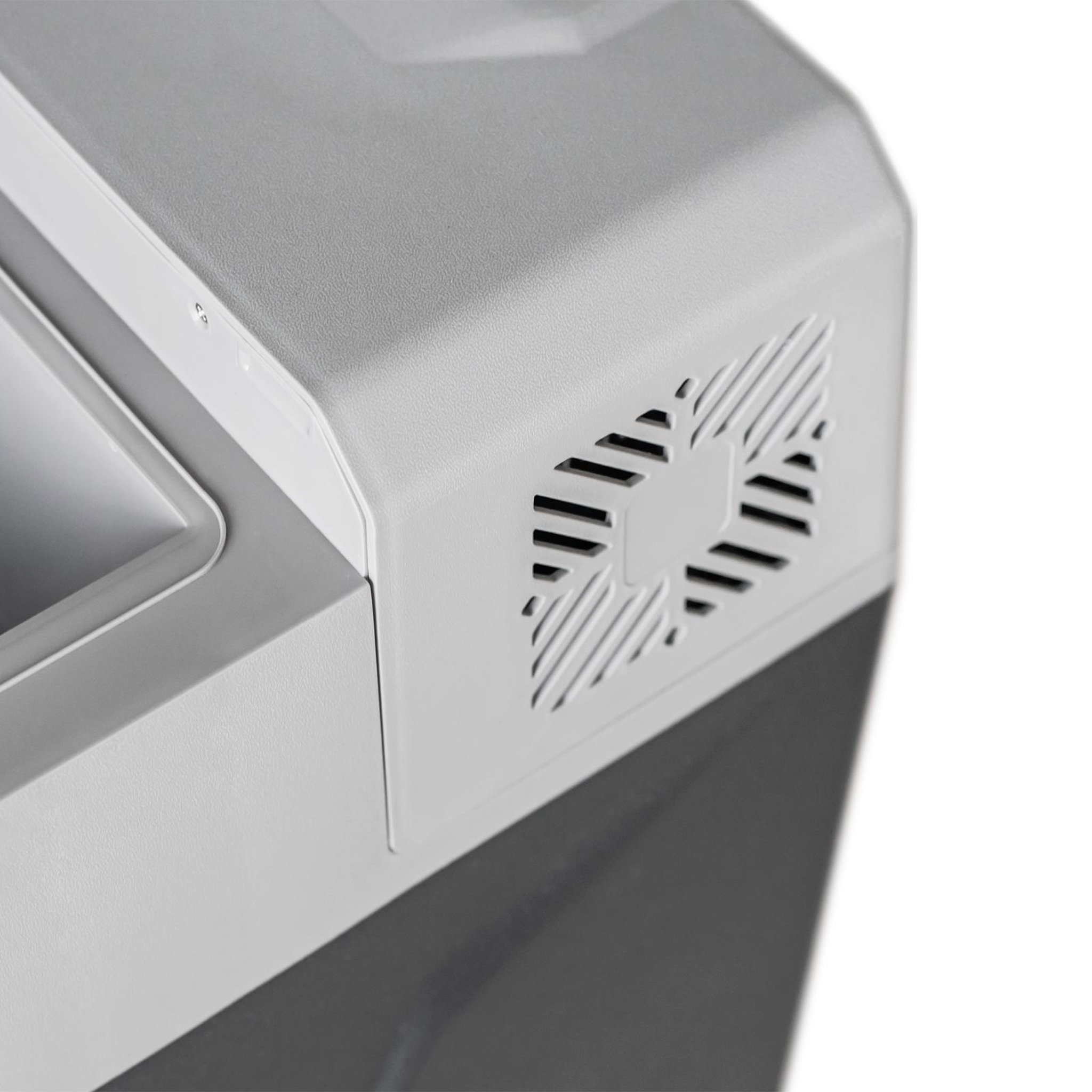 Voir la diapositive 6 : HOMCOM HOMCOM Glacière-congélateur portable à compression froid chaud 2 en 1 -20°C - 20°C 50 L prise alume-cigare + adaptateur inclus gris noir
