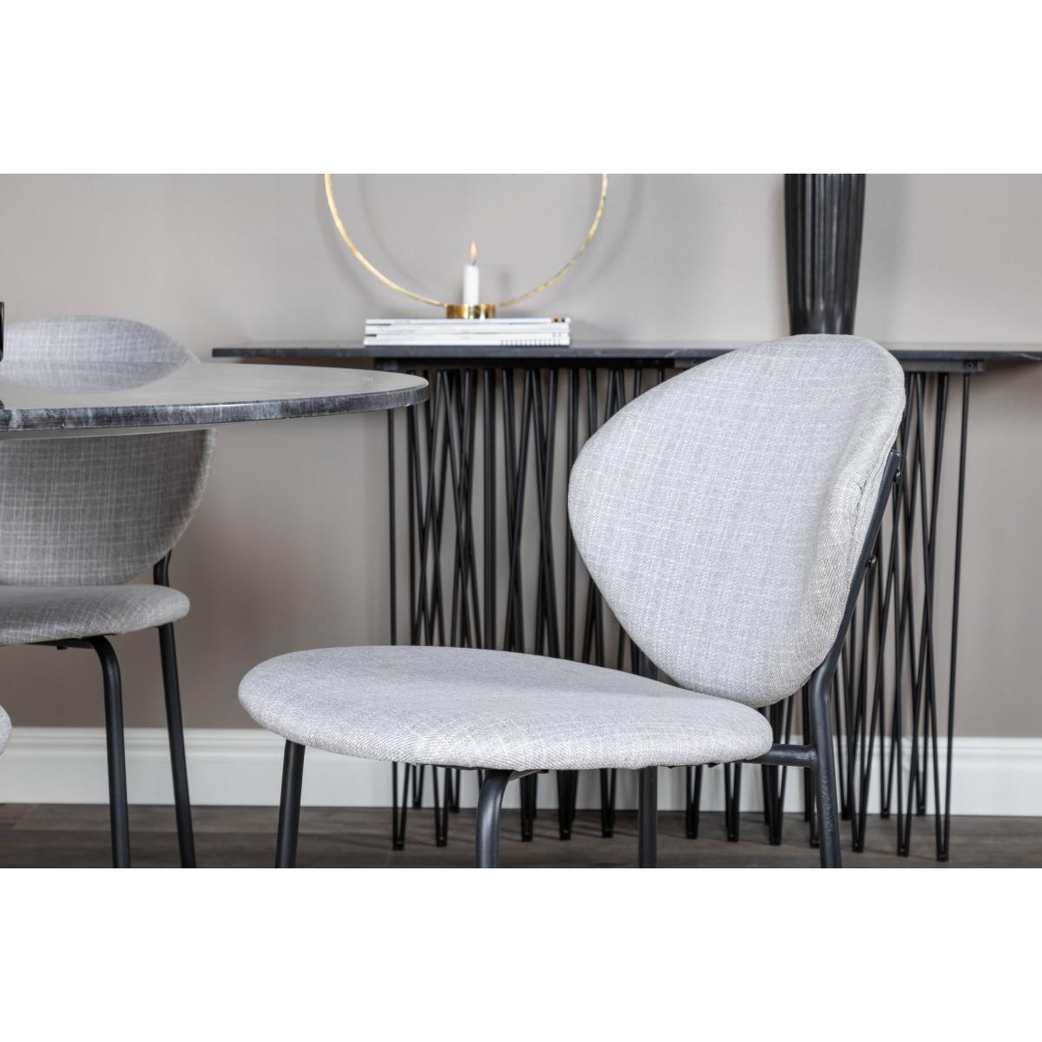 Voir la diapositive 6 : Paris Prix Ensemble Table à Manger & 4 Chaises  Estelle II & Vault  106cm Gris Foncé & Gris