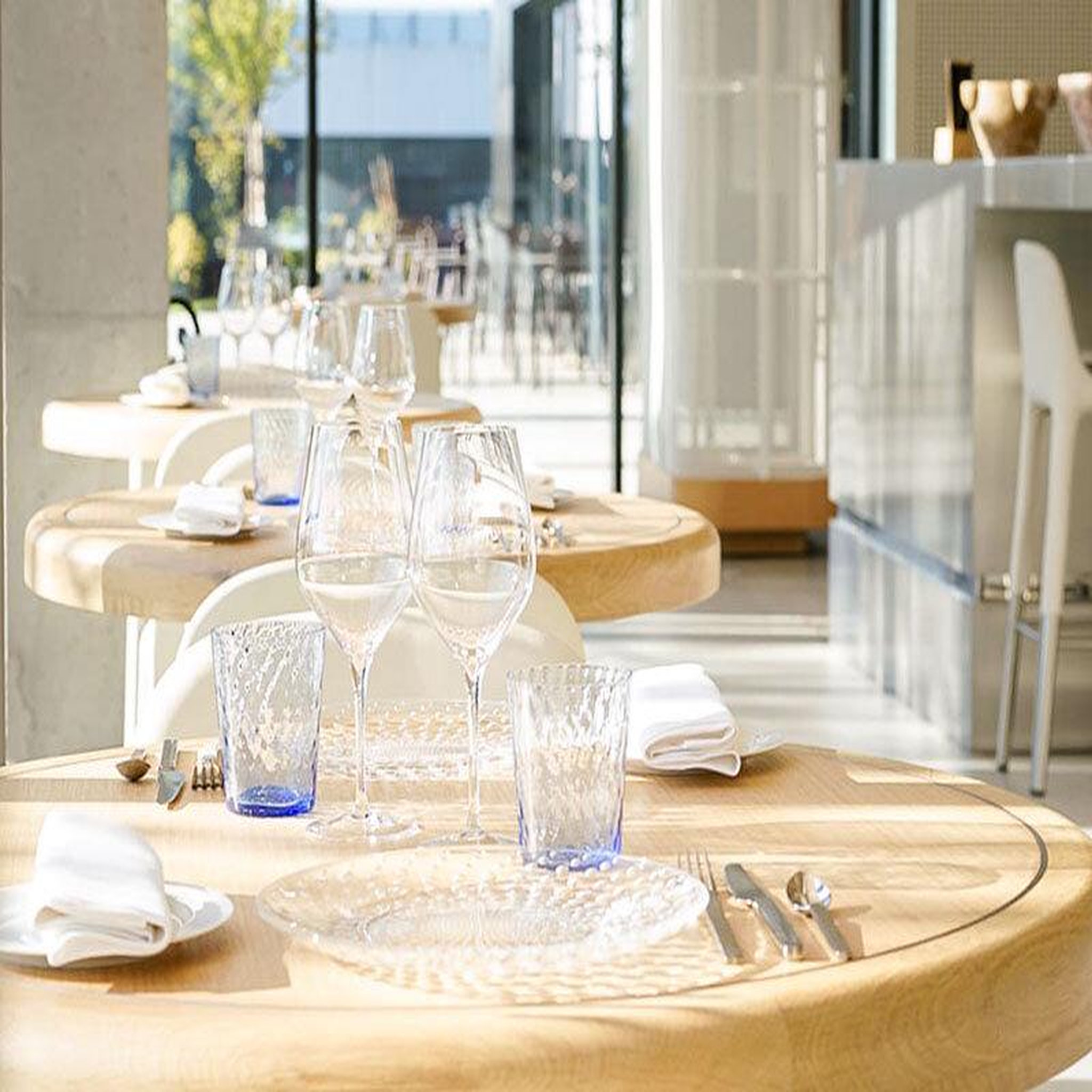 Voir la diapositive 3 : Smartbox Dîner 4 plats au restaurant adour - école alain ducasse à meudon - coffret cadeau gastronomie