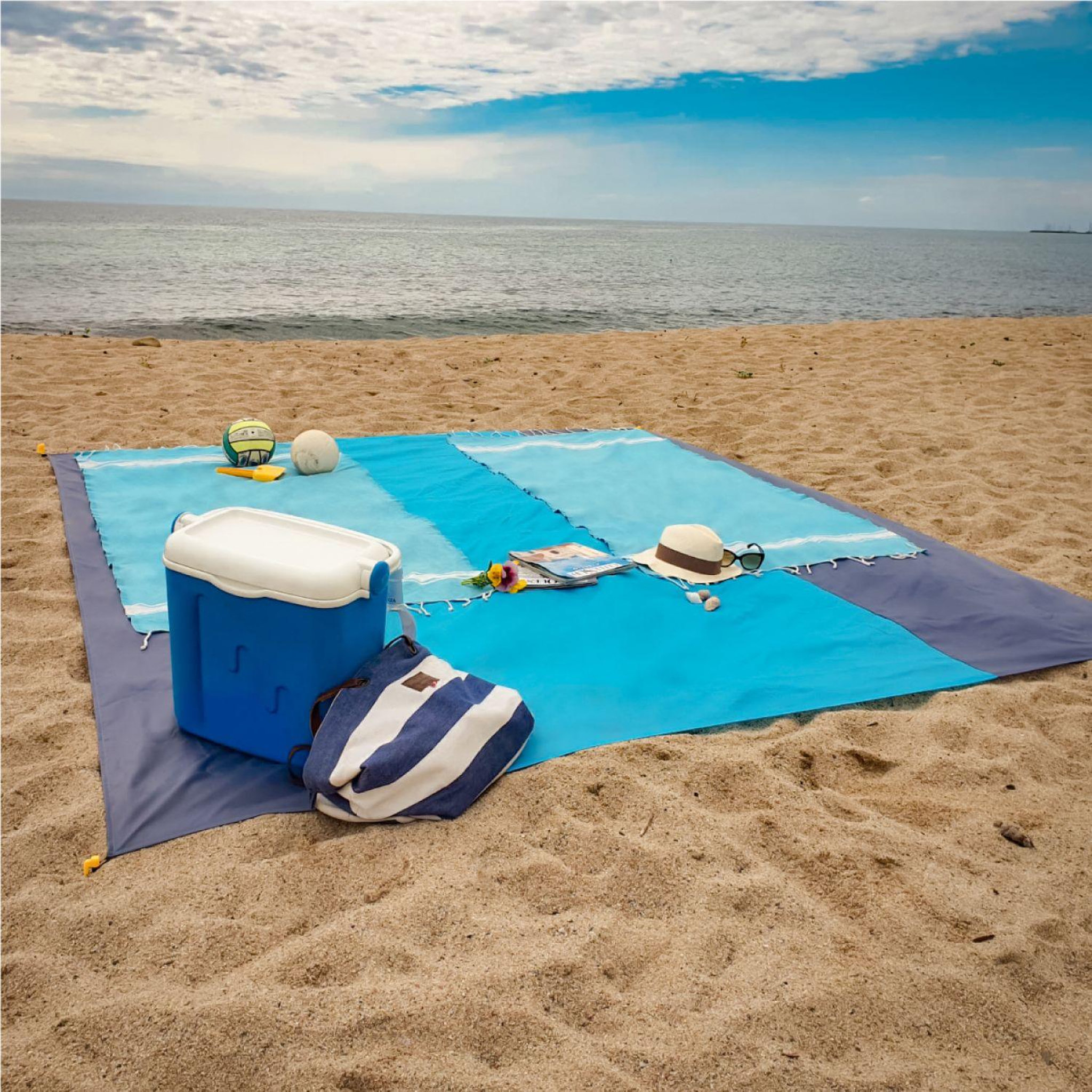 Voir la diapositive 6 : LINXOR Tapis de plage anti-sable imperméable 270 x 240 cm - Bleu et gris