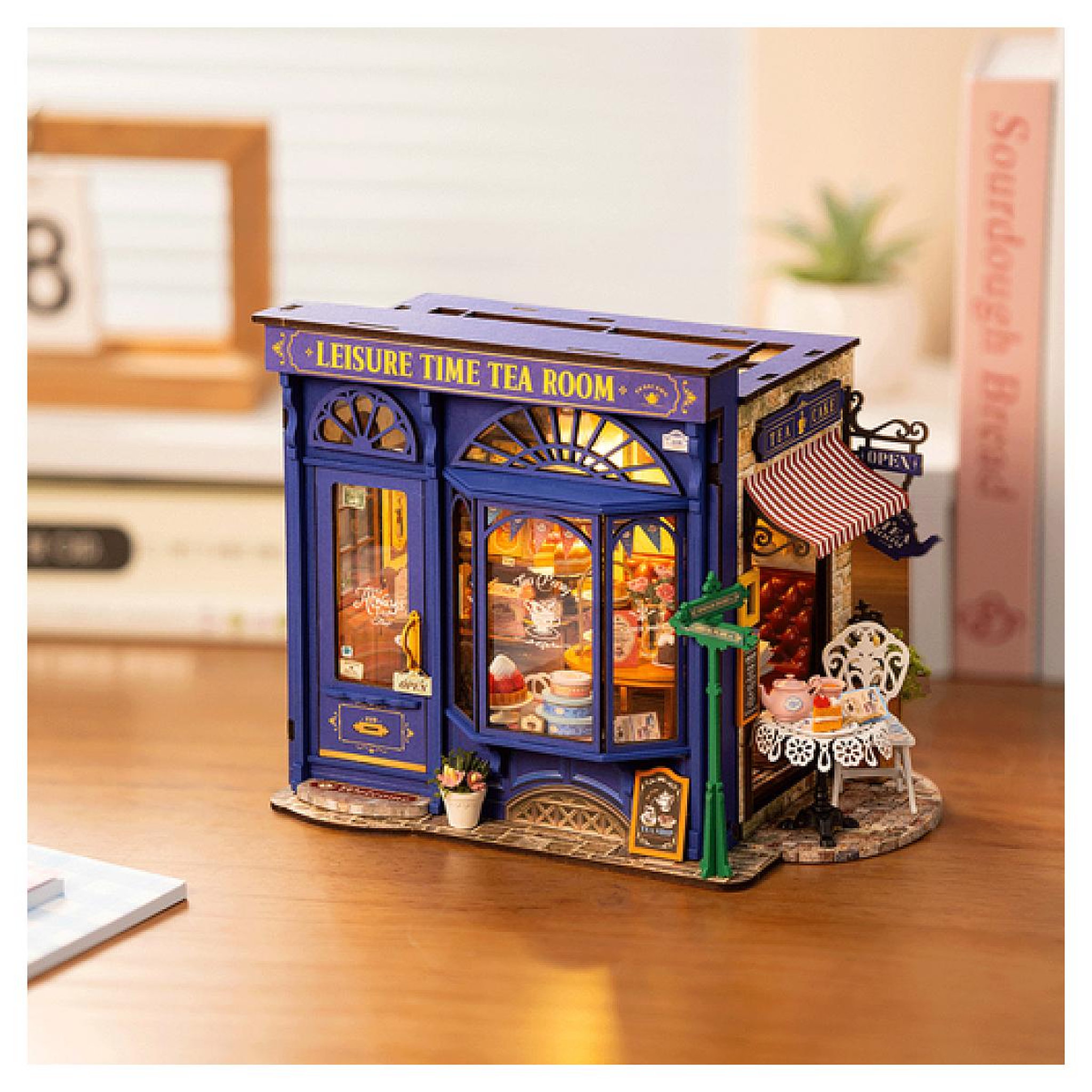 Voir la diapositive 3 : ROBOTIME Maquette Salon de the Leisure Time - Miniaturisme