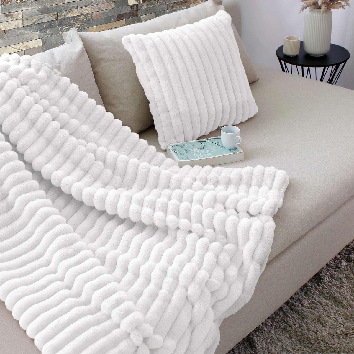 TOILINUX Plaid SELA imitiation fourrure et flanelle