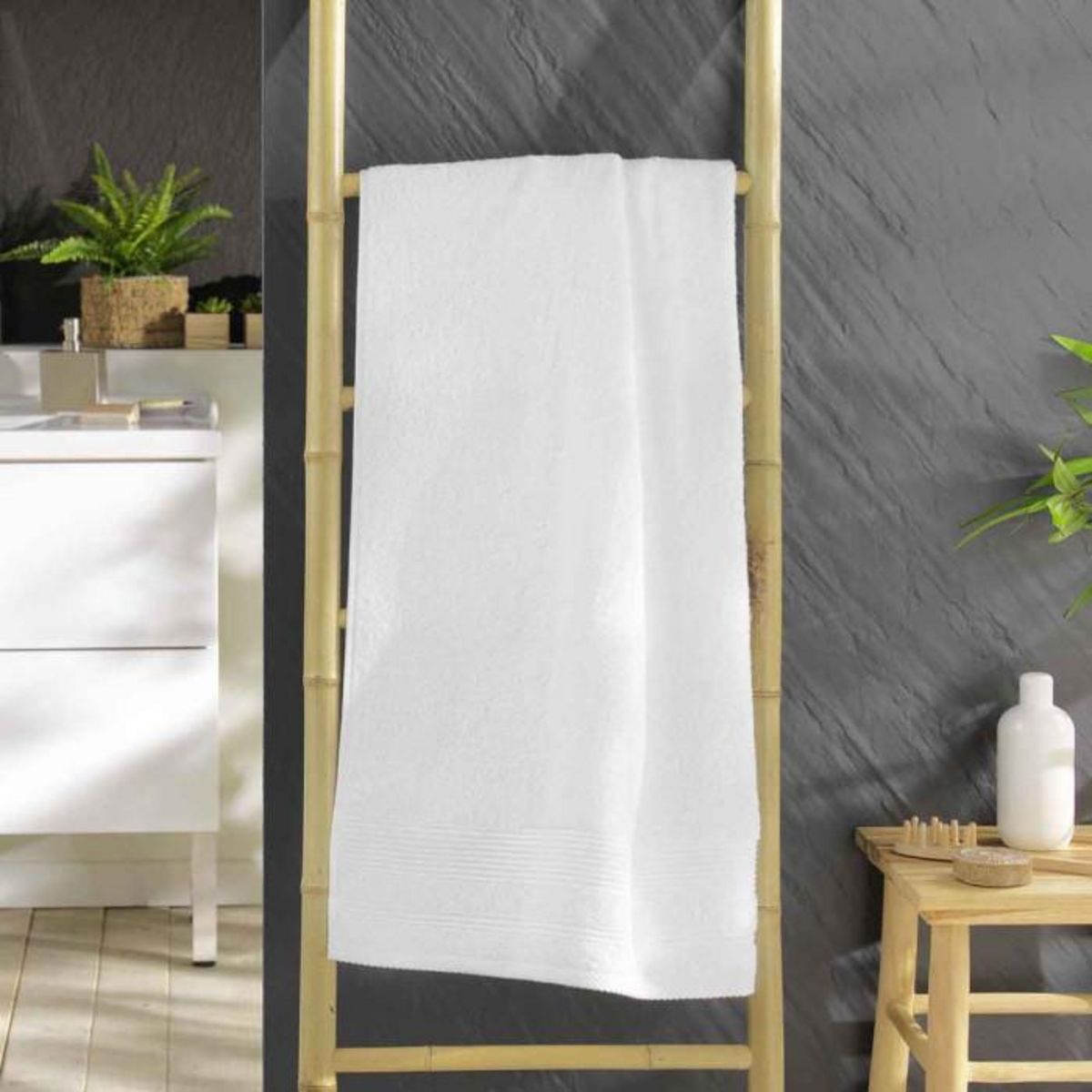 Paris Prix Drap de Douche  Tendresse  70x130cm Blanc