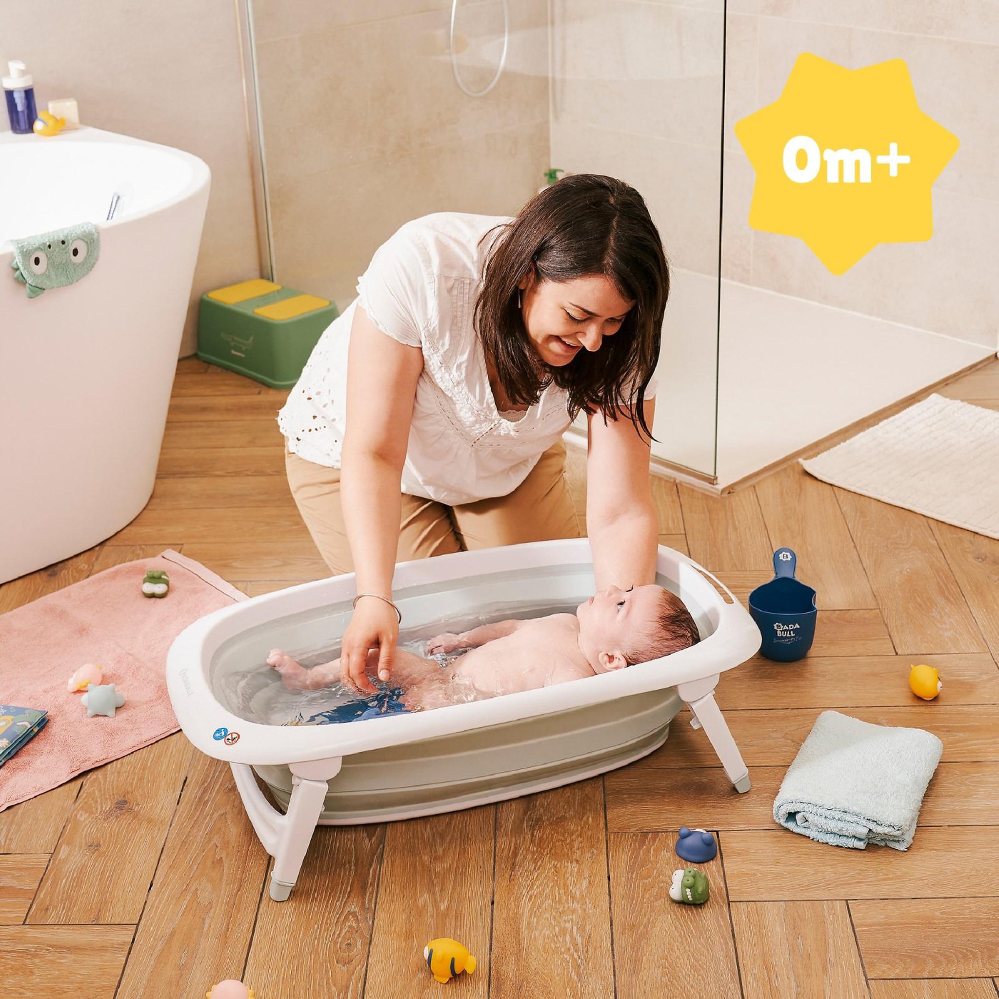 Voir la diapositive 2 : BADABULLE Baignoire Bébé Pliable Badabulle - Ultra Compact - Pieds Antidérapants - Témoin Chaleur - 35L
