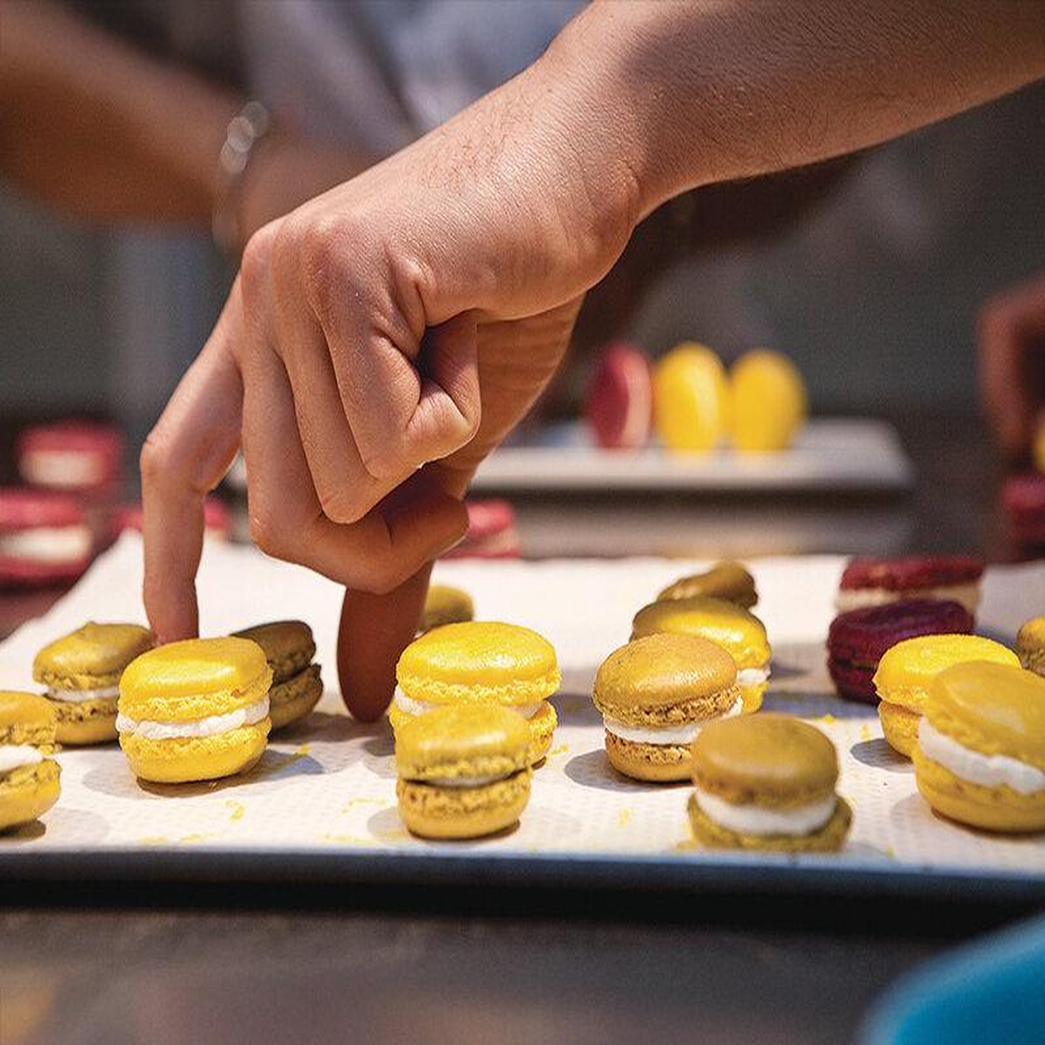 Voir la diapositive 4 : Smartbox Cours de cuisine La Pâtisserie pour 1 personne avec l'Ateliers des Chefs - Coffret Cadeau Gastronomie