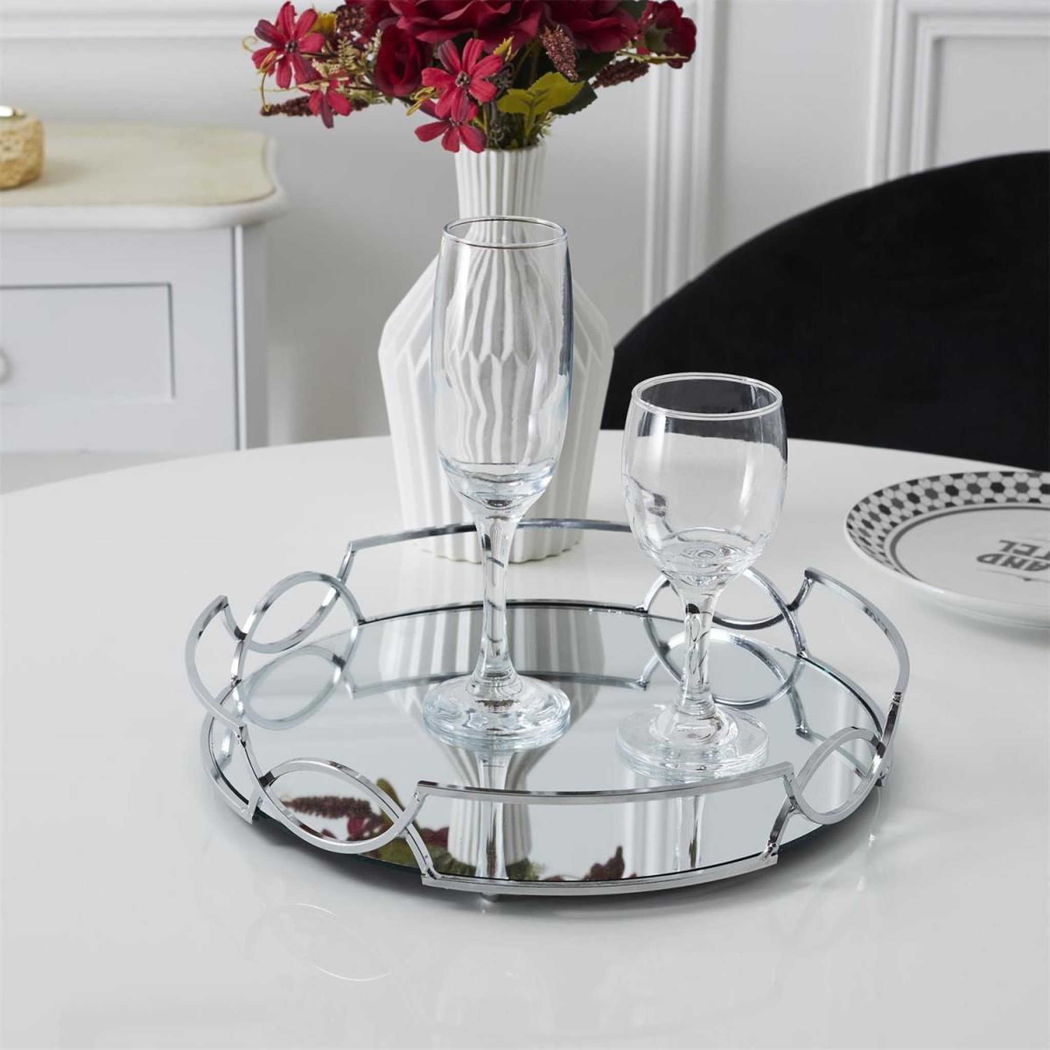 Voir la diapositive 2 : The Home Deco Factory Plateau de service design  miroir  30cm argent