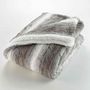 Voir la diapositive 2 : Paris Prix Plaid Imitation Fourrure  Sven  180x220cm Naturel