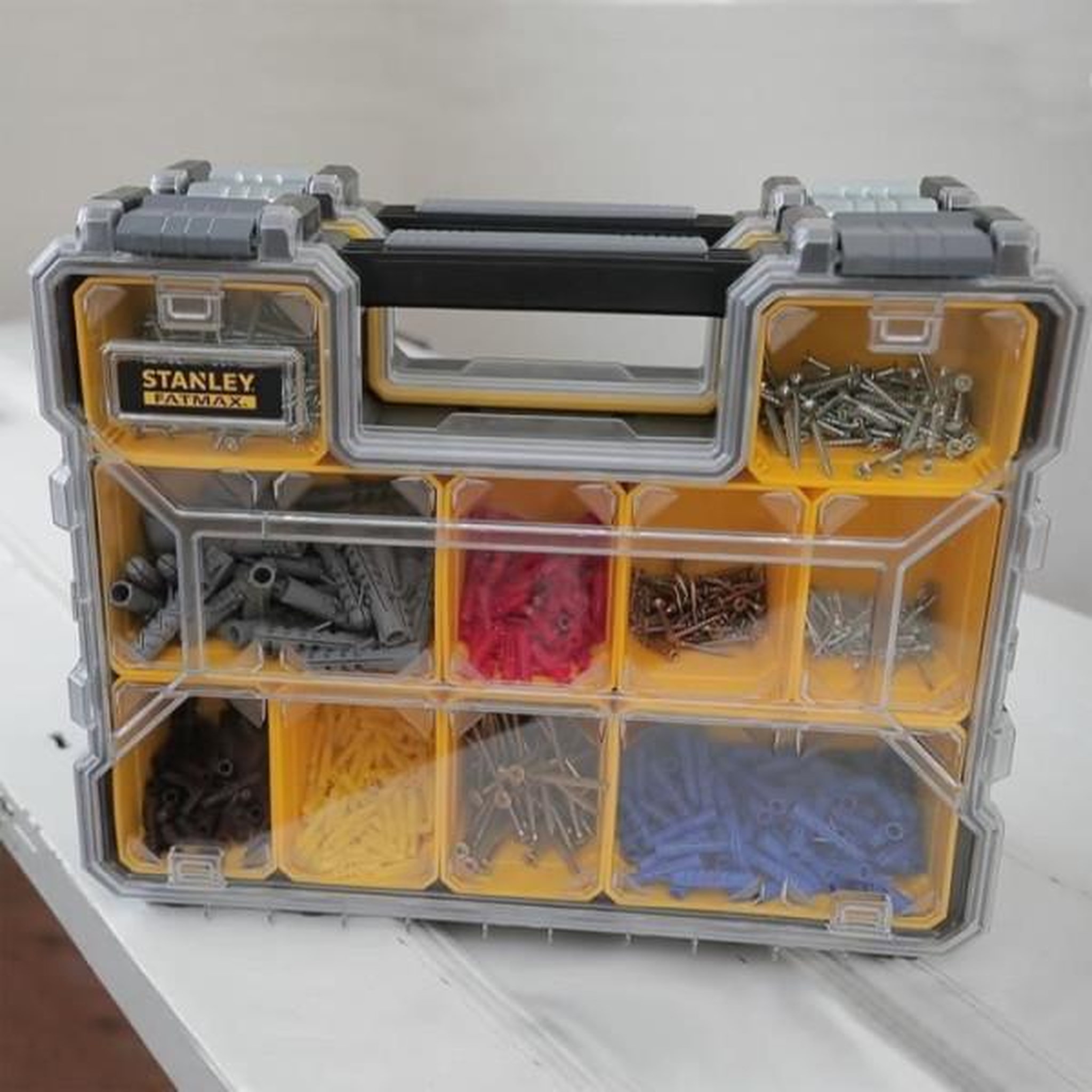 Voir la diapositive 4 : STANLEY FATMAX Stanley fatmax organiseur profondeur 106 mm 1-97-521 - 10 compartiments amovibles - couvercle en polycarbonate incassable
