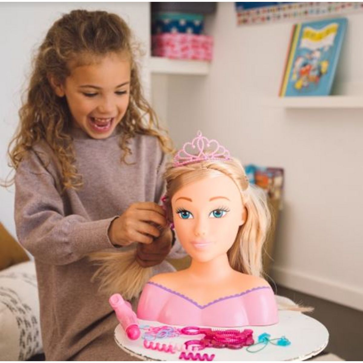 One Two Fun Ma princesse tête à coiffer