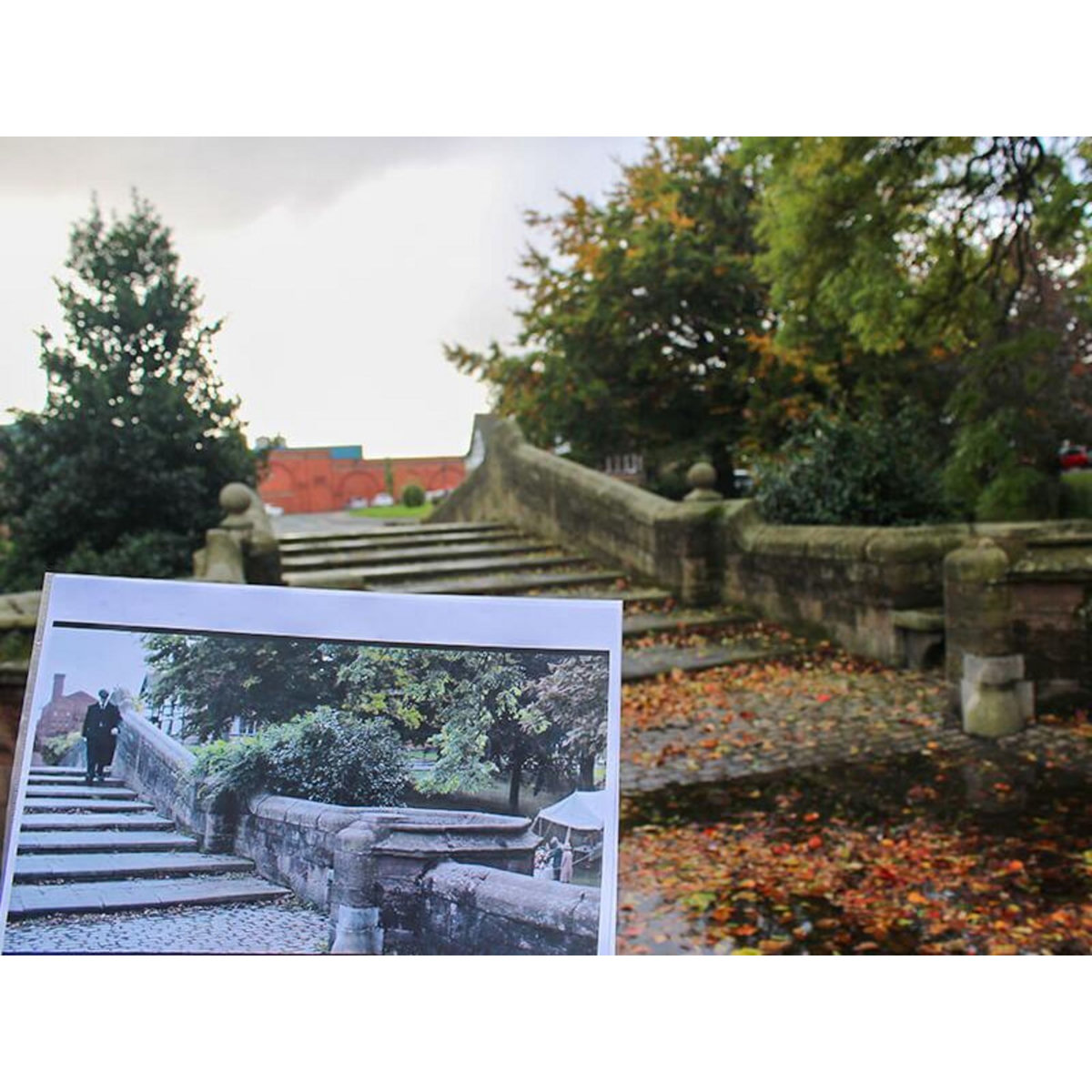 Smartbox Visite guidée Peaky Blinders® en bus de Liverpool - Coffret Cadeau Multi-thèmes