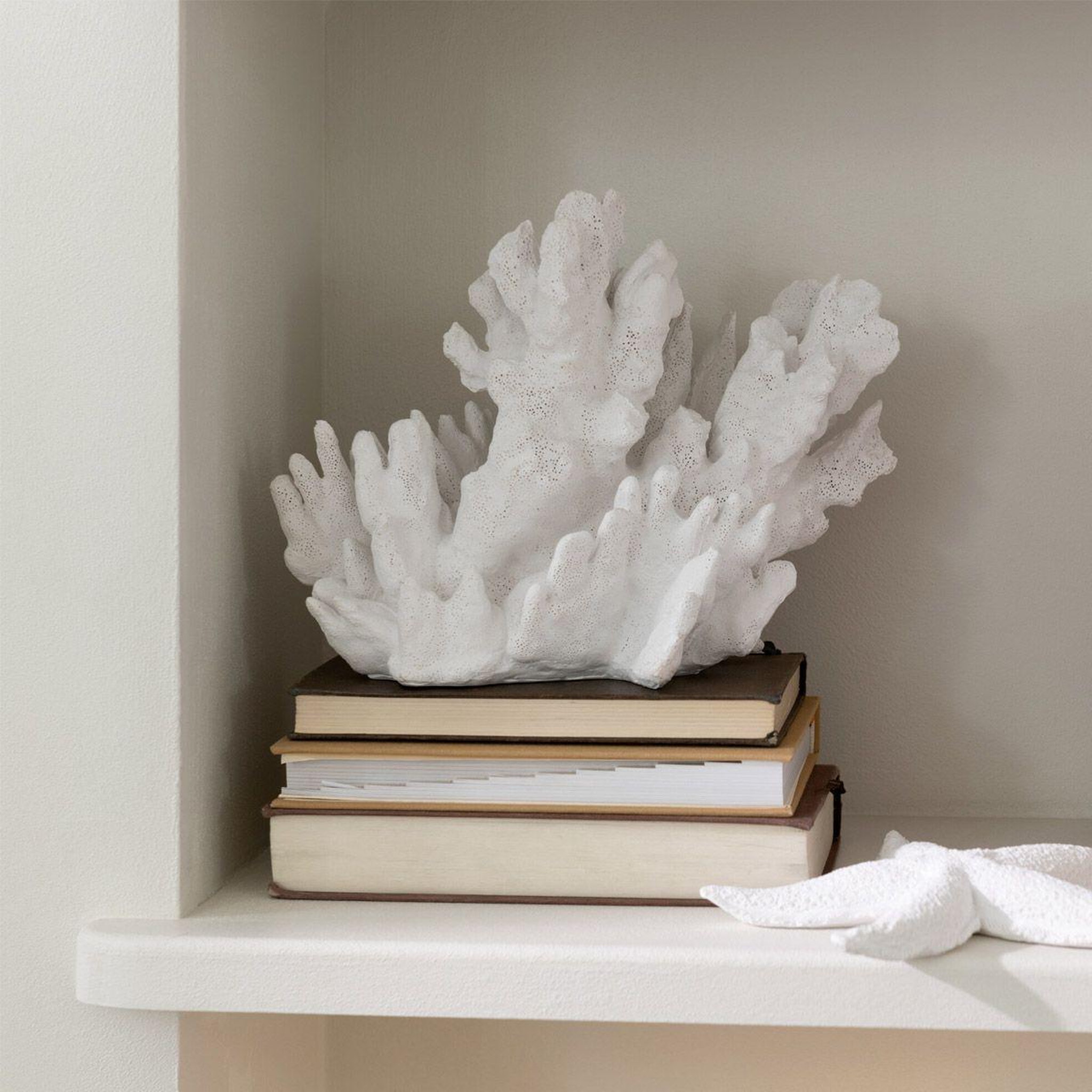 Voir la diapositive 2 : J-LINE Corail déco  evasion  29cm blanc