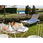 Voir la diapositive 2 : Smartbox Escapade en suite au Château de Pizay 4* avec un délicieux dîner 3 plats près de Mâcon - Coffret Cadeau Séjour