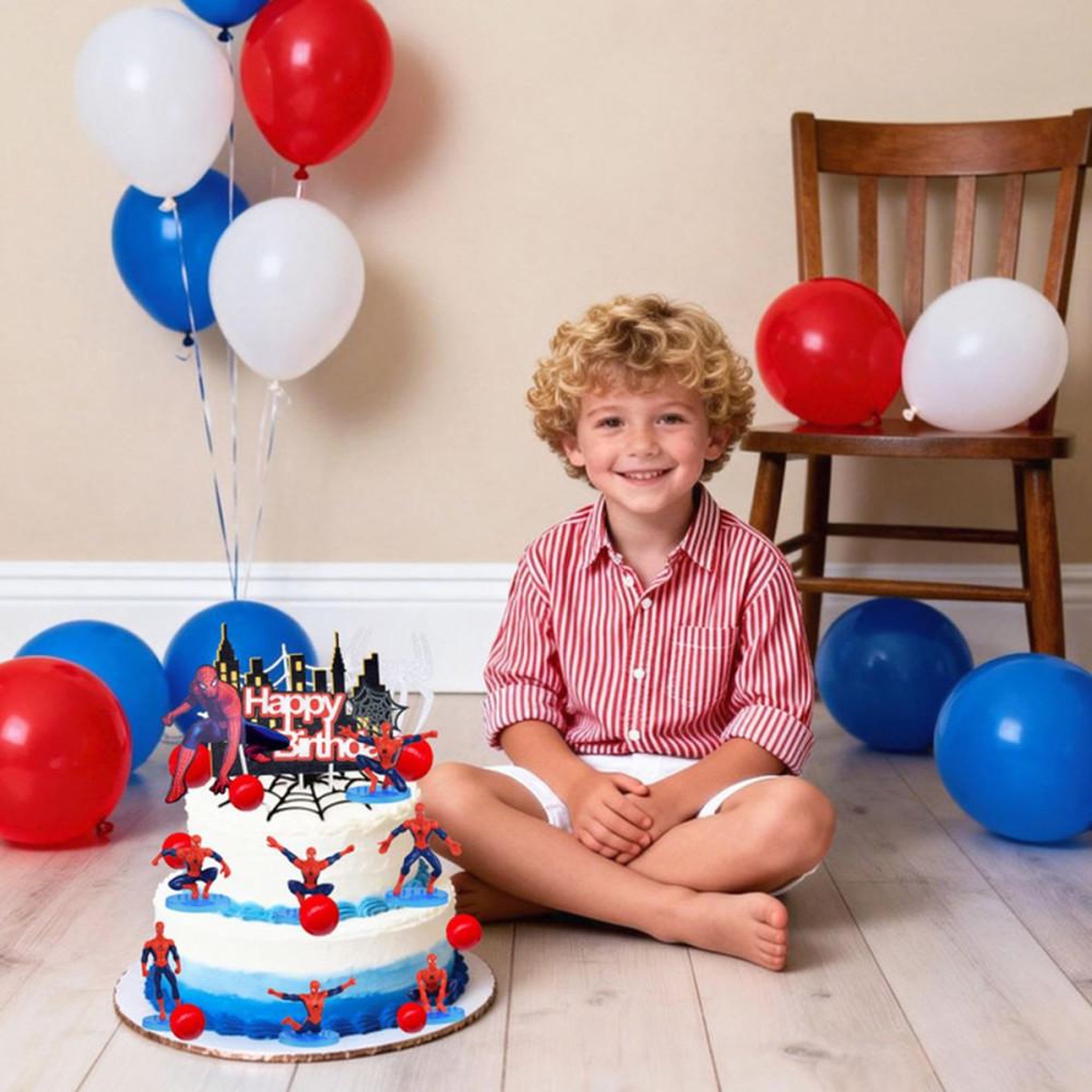 Voir la diapositive 3 : Kit décoration gâteau Spider-Man avec 4 grands toppers, 7 figurines et 43 pièces