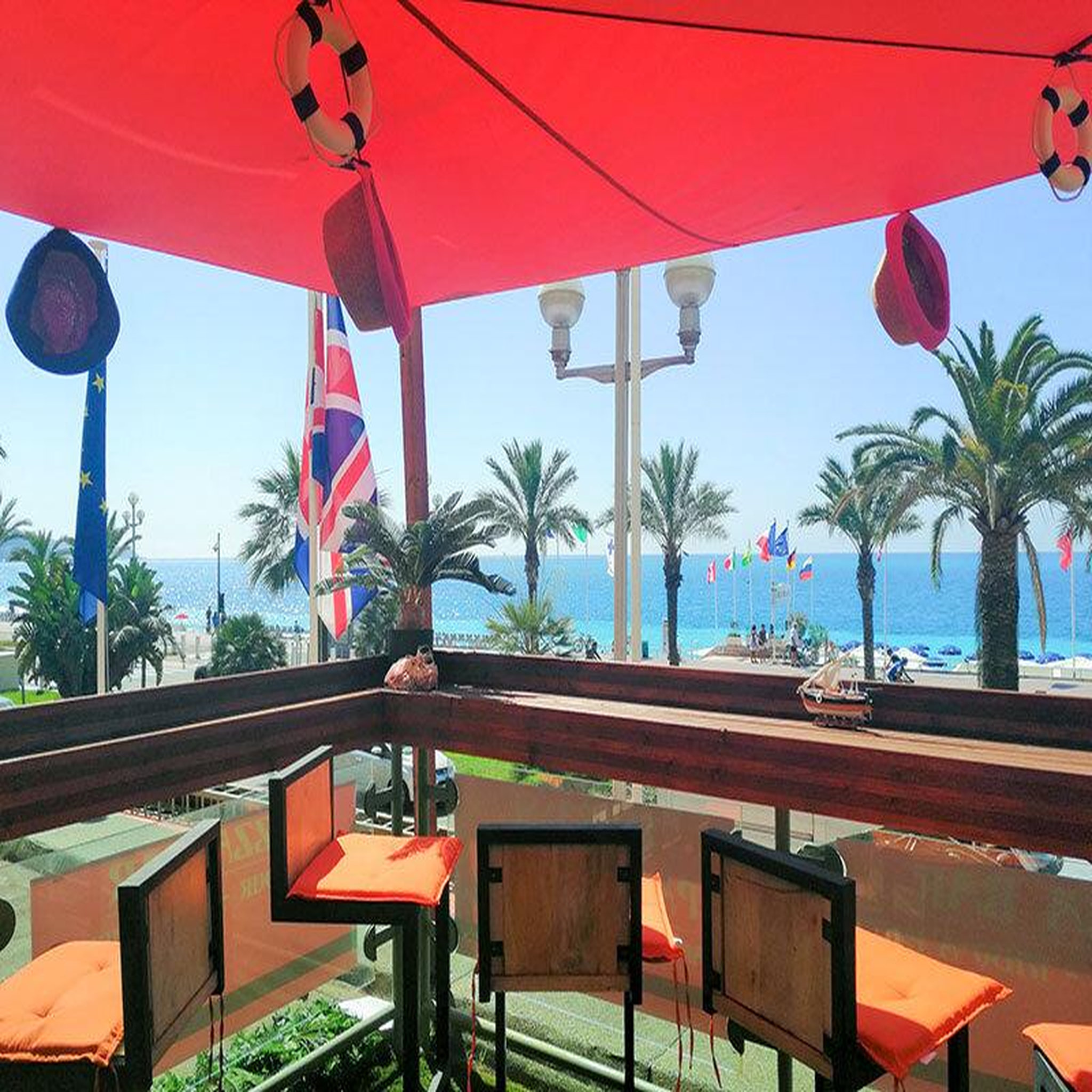 Voir la diapositive 4 : Smartbox 2 jours en hôtel 4* en bord de mer à nice - coffret cadeau séjour