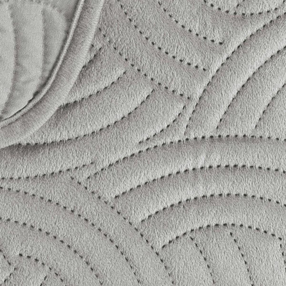 Douceur d'Intérieur Couvre-lit 2 personnes matelassé 220x240 + 2 taies SOLANGE gris