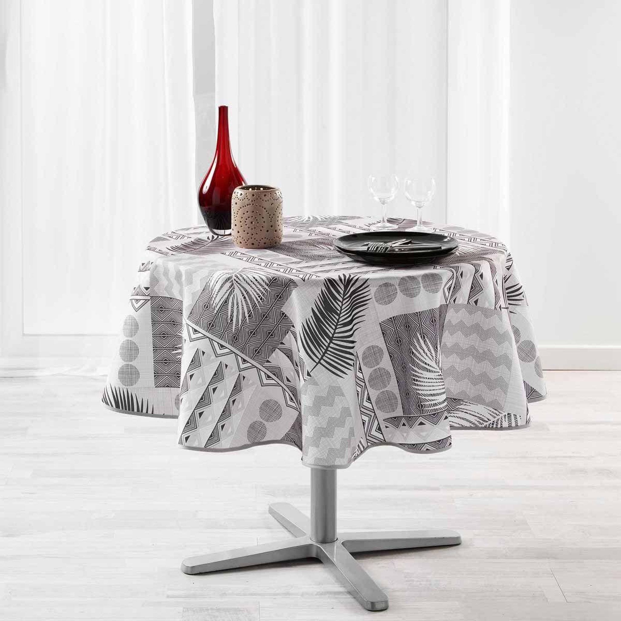 Douceur d'Intérieur Nappe ronde imprimée  neha  180cm noir