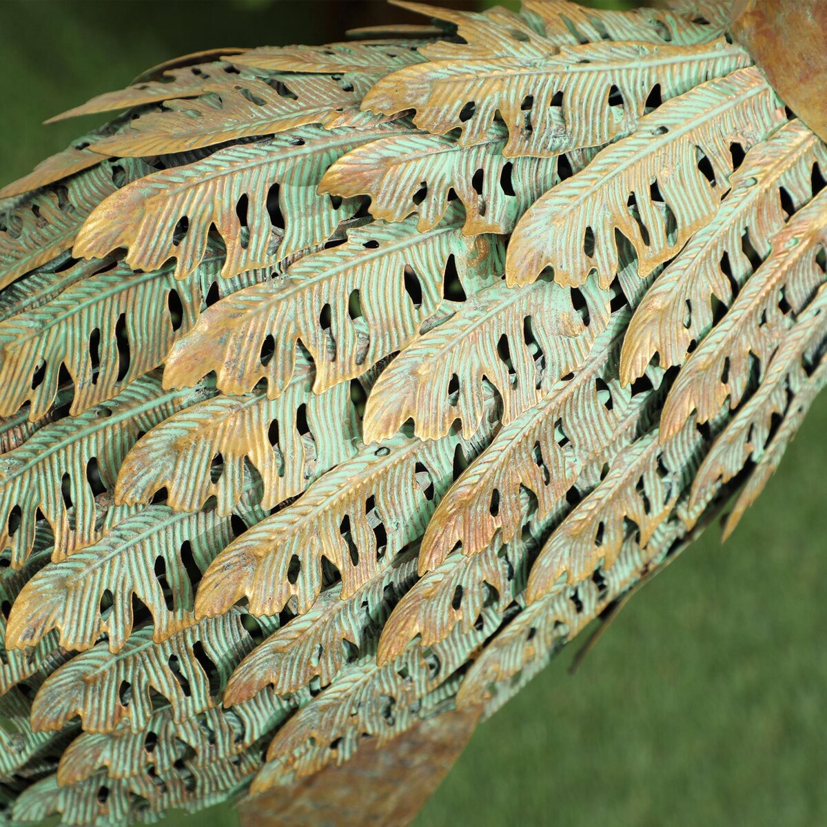 OUTSUNNY Statue de jardin héron H. 90 cm - décoration de jardin - métal doré effet vieilli