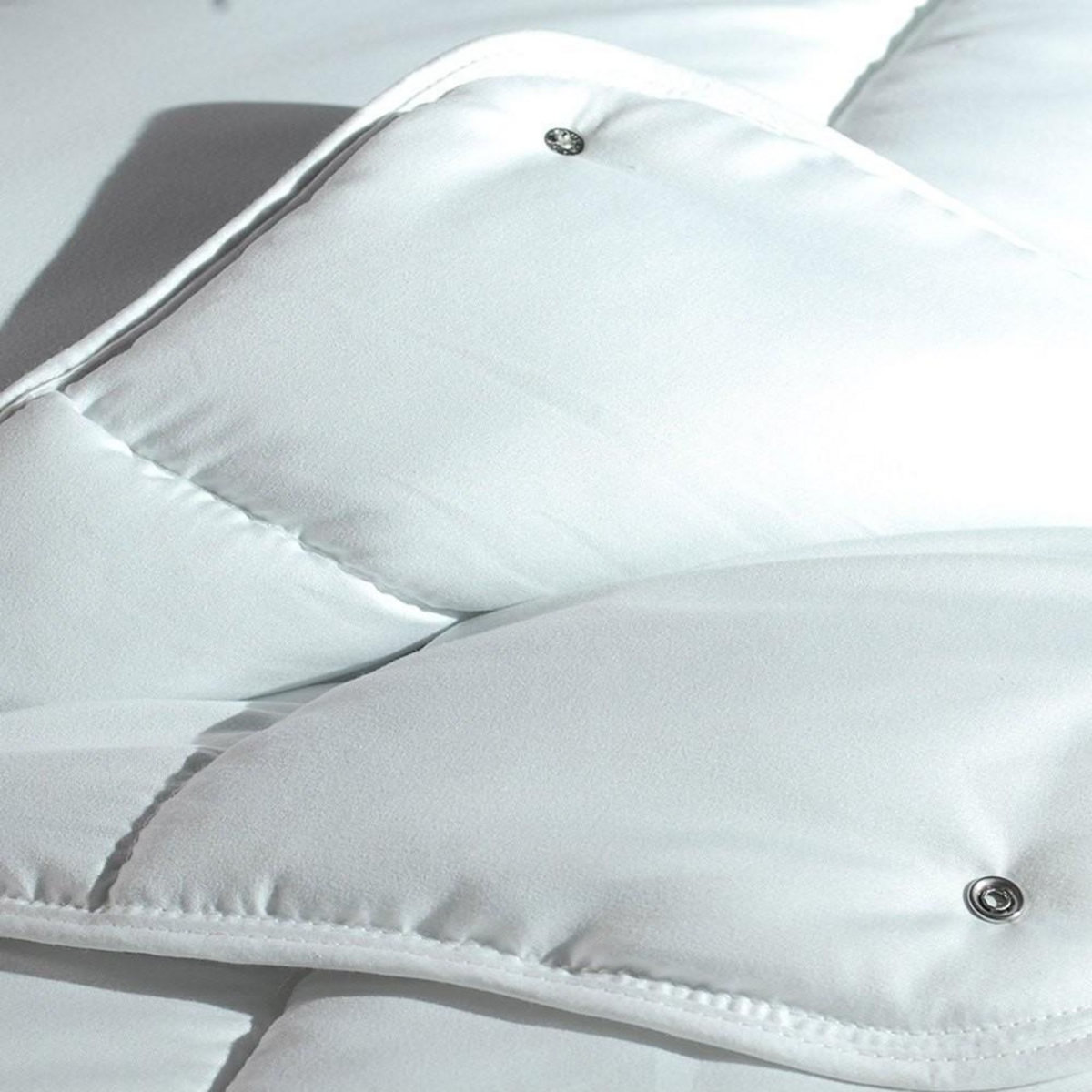 Mortreux Couette blanche 4 saisons 240x260 cm 500 grs