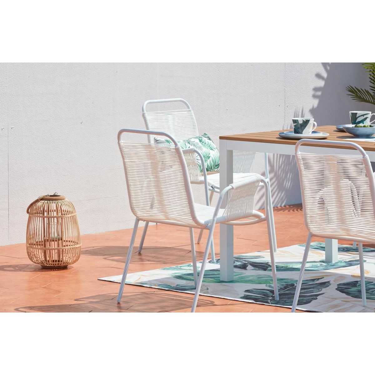 CONCEPT USINE Table de jardin et 6 fauteuils en aluminium cordes blanches ALONDRA