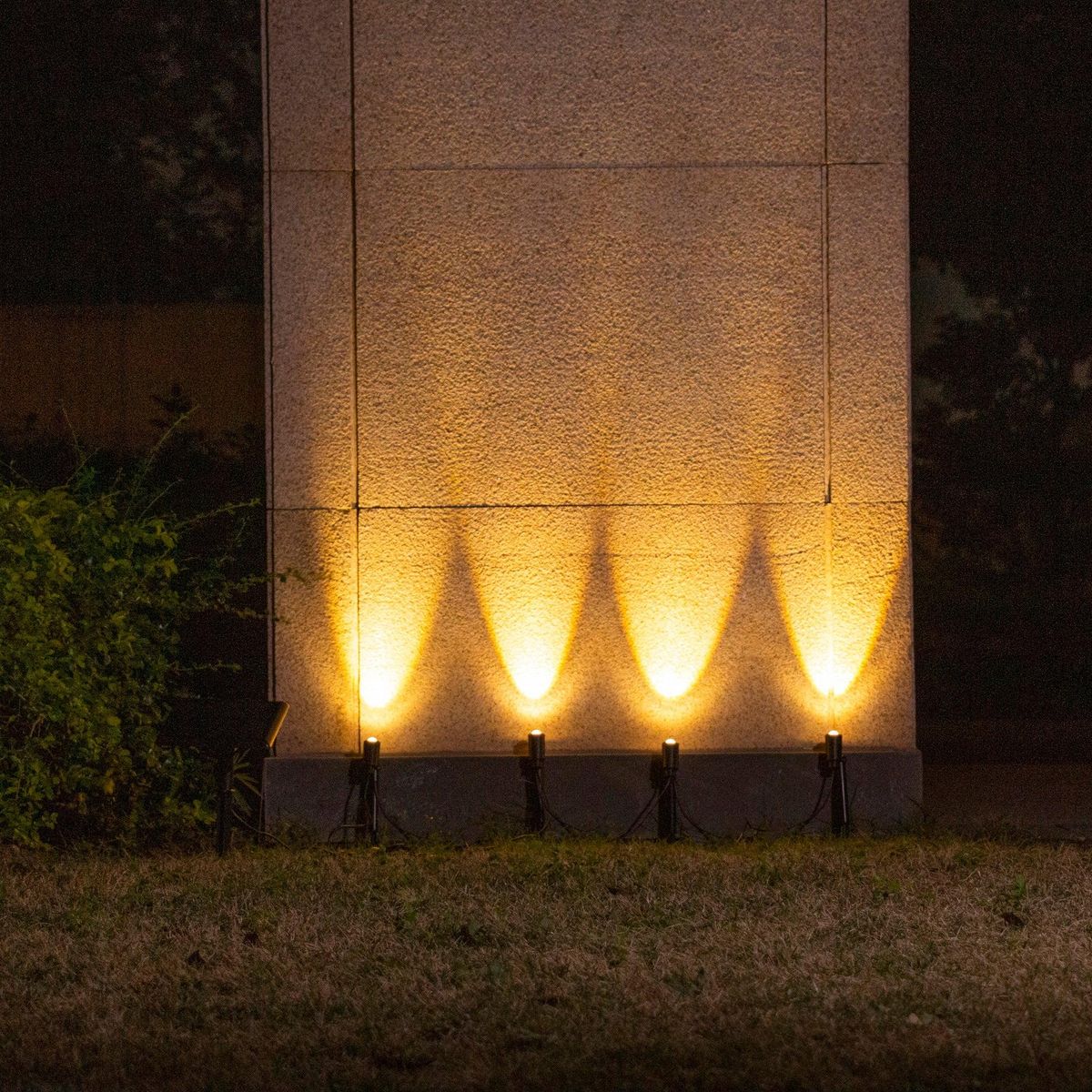 Lumisky Lot de 4 Spots solaires LED MINI ROUNDY Noir Plastique H27cm