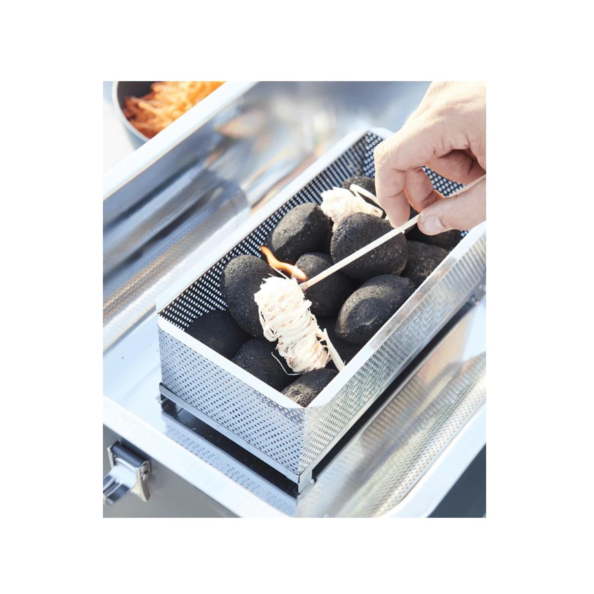 Voir la diapositive 6 : BARBECOOK Barbecue à charbon portable 38.5 x 28.5 gris - carlourbangrey