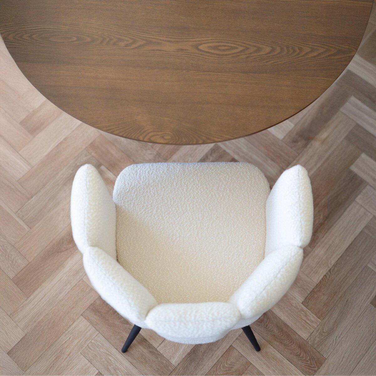 Rendez vous déco Lot de 2 chaises en tissu bouclé beige et pieds en métal - Cosette