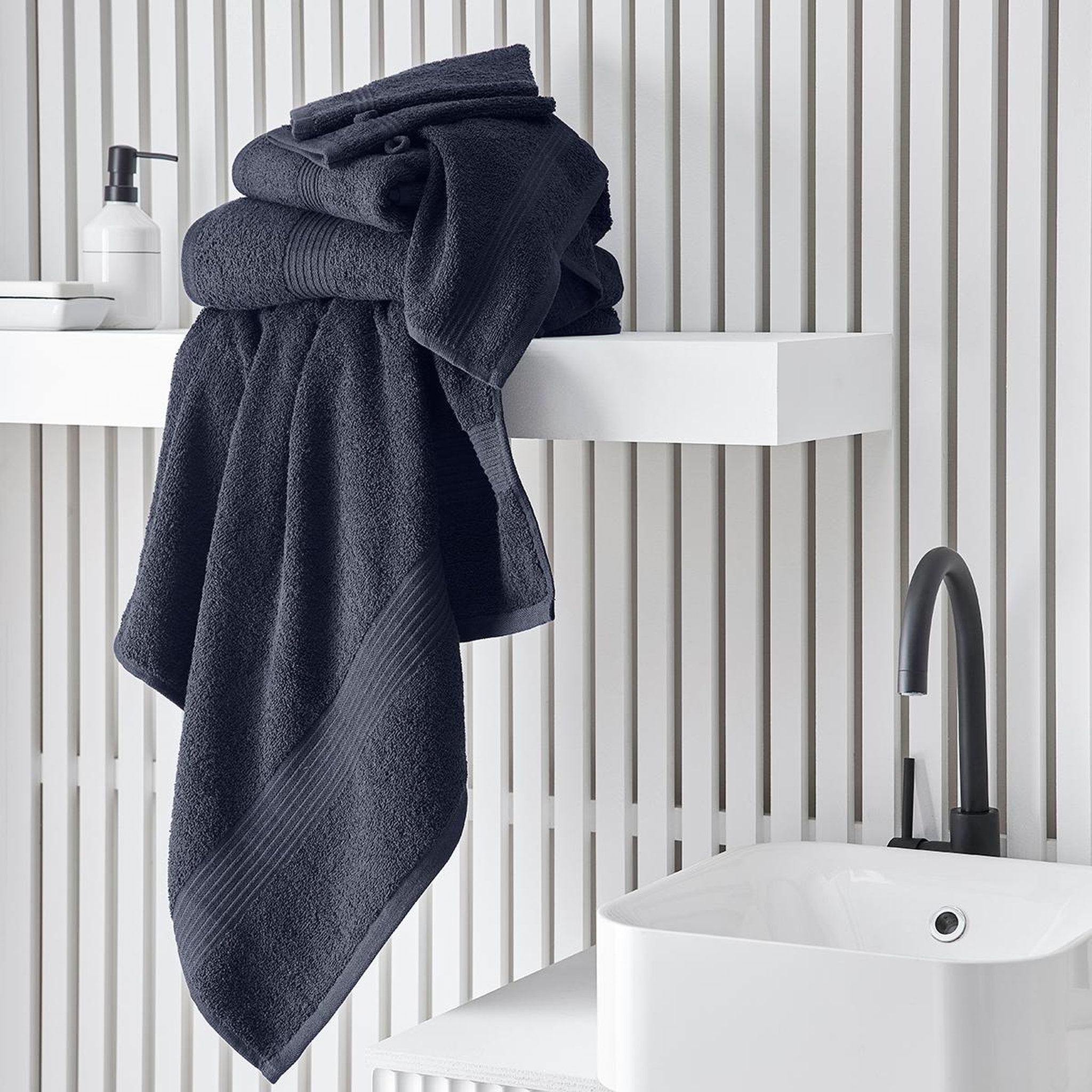Voir la diapositive 3 : TODAY Drap de bain uni en coton 450 g/m²