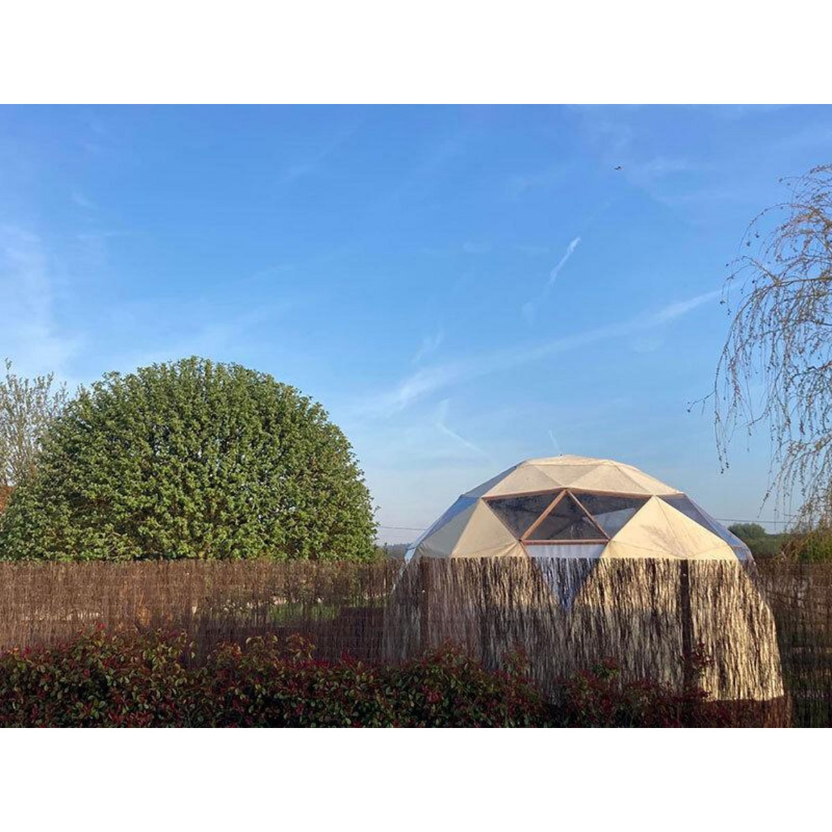 Smartbox Séjour insolite de 2 jours en famille dans un dôme avec bain finlandais près de Calais - Coffret Cadeau Séjour