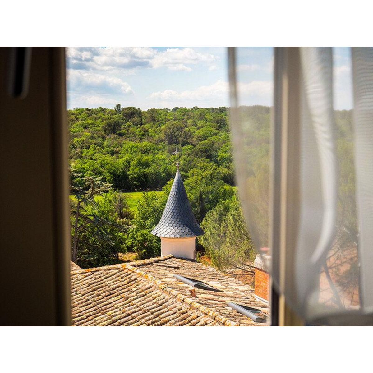 Smartbox 3 jours en gîte insolite près de Béziers - Coffret Cadeau Séjour