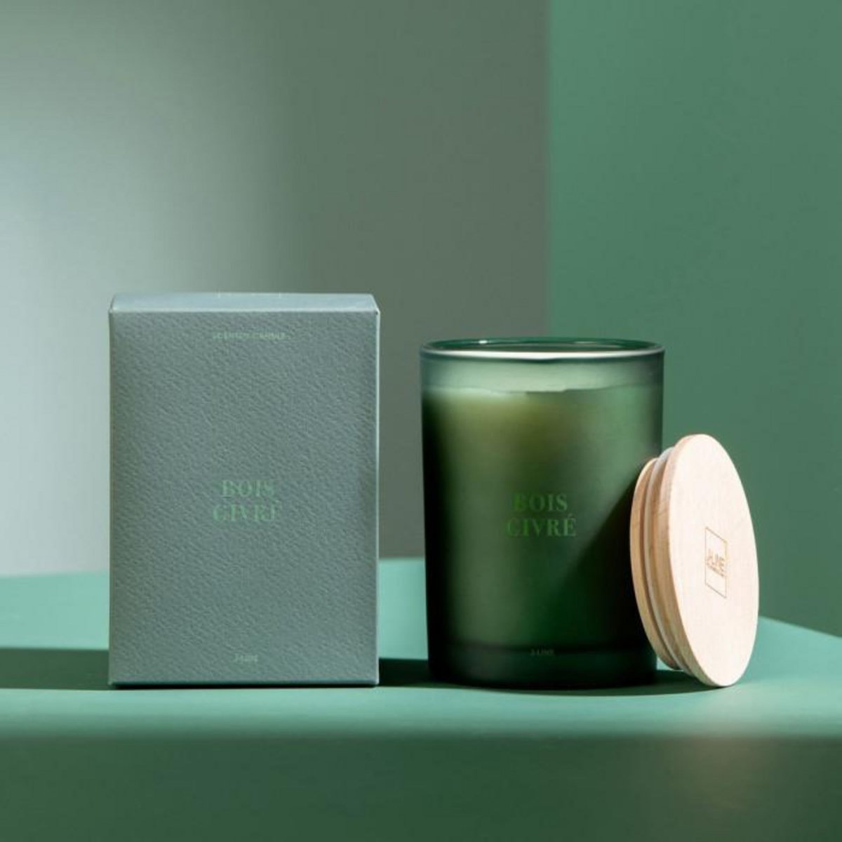 Paris Prix Bougie Parfumée  Accords Essentiels  12cm Bois Givré